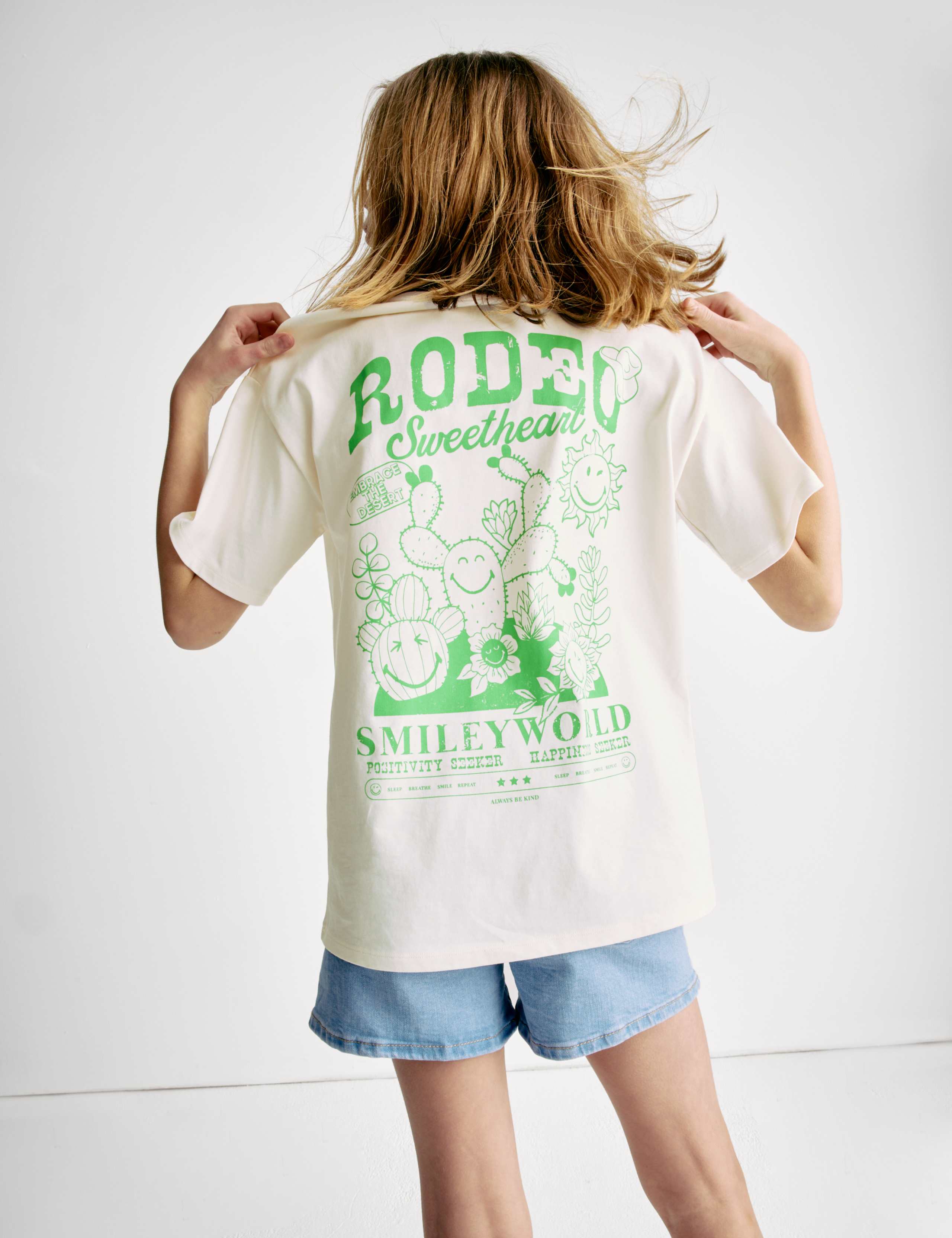 Pure Cotton SmileyWorld® T-shirt (6-16 Yrs) 3 of 9