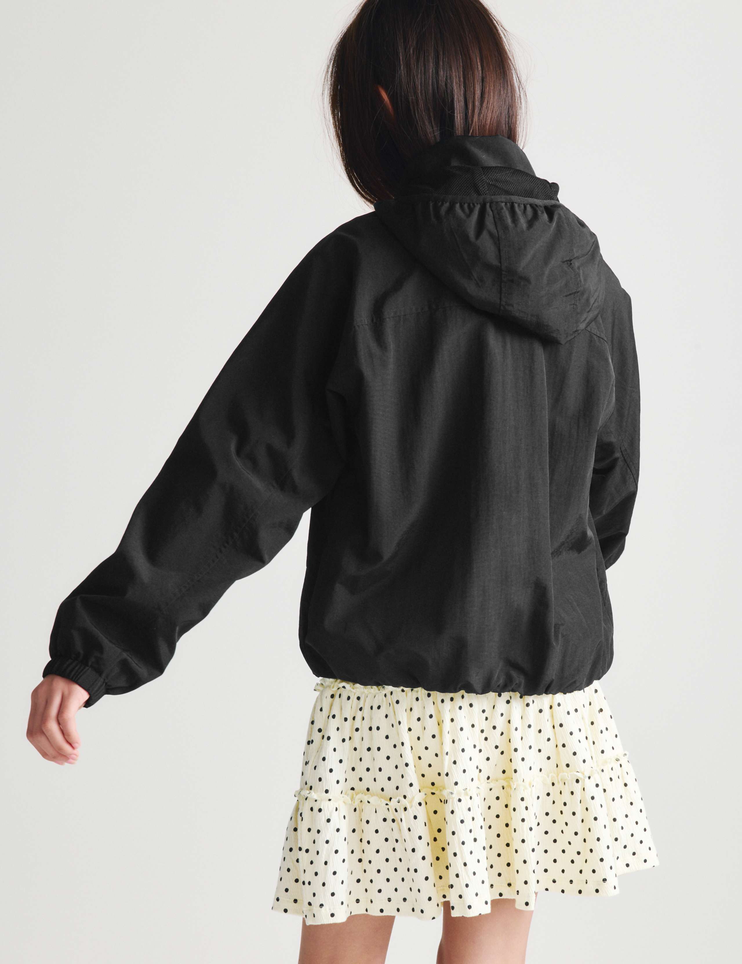 Funnel Neck Nylon Windrunner (6-16 Yrs) 5 of 10