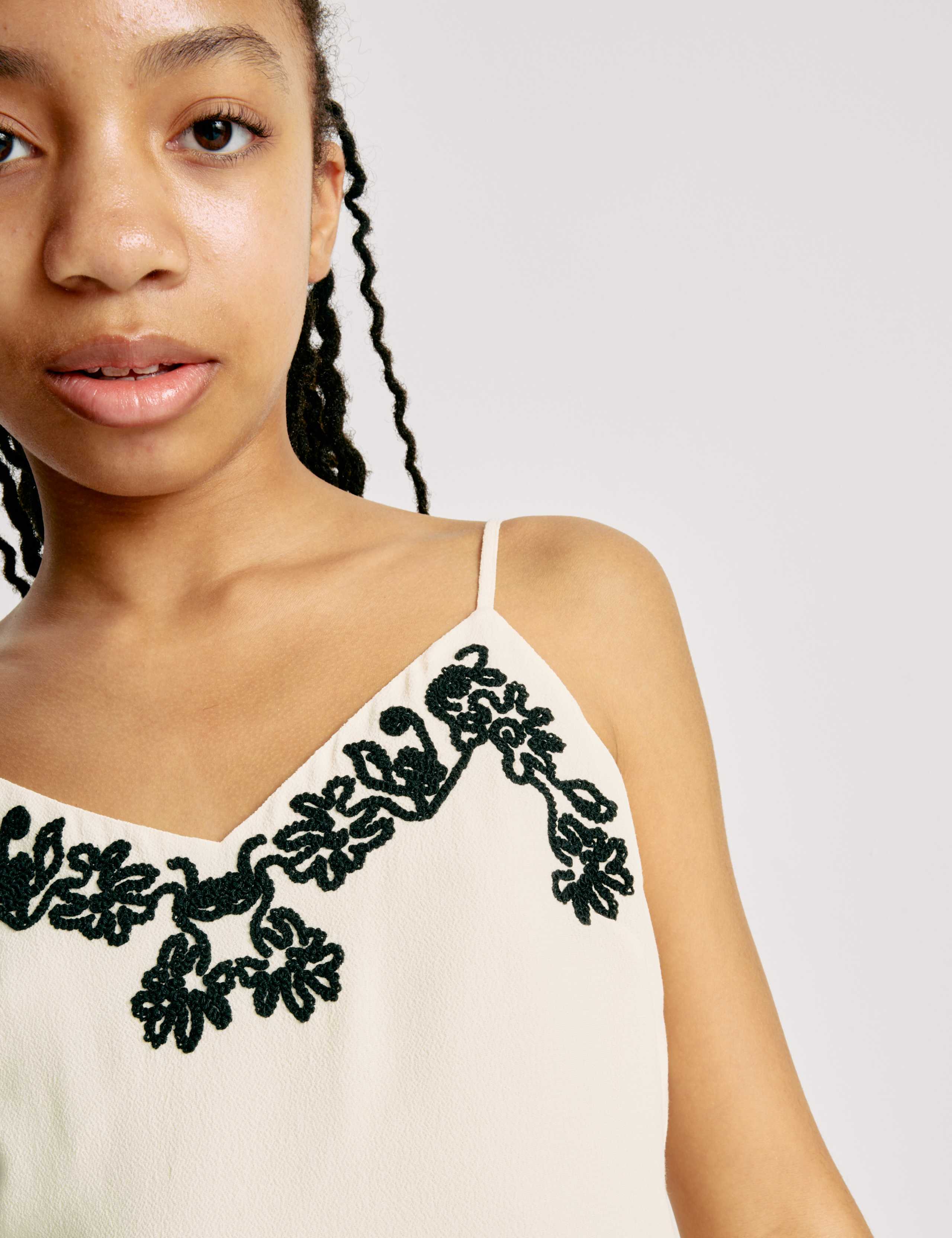 Embroidered Playsuit (6-16 Yrs) 3 of 4