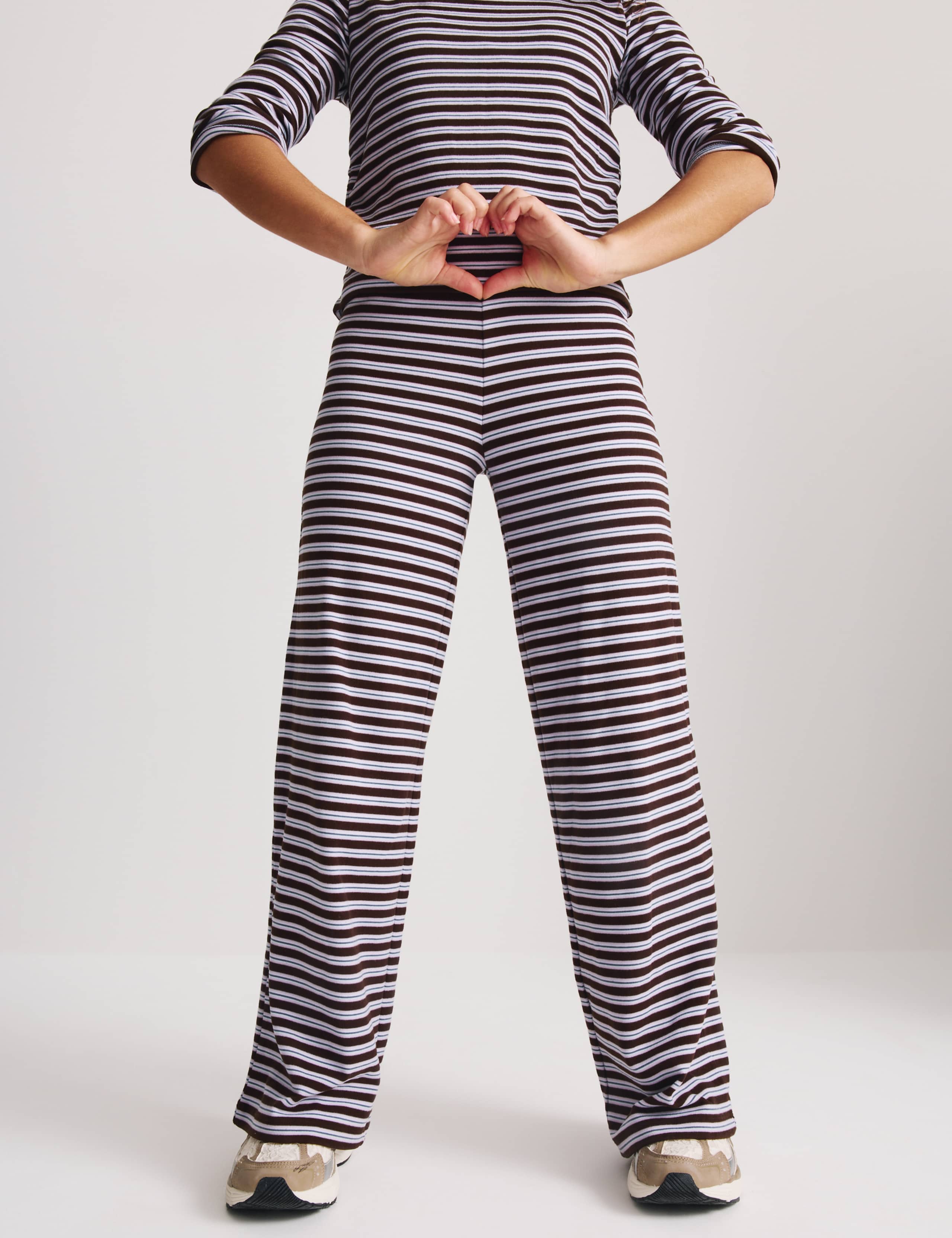 2pc Striped Top & Bottom Outfit (6-16 Yrs) 5 of 7