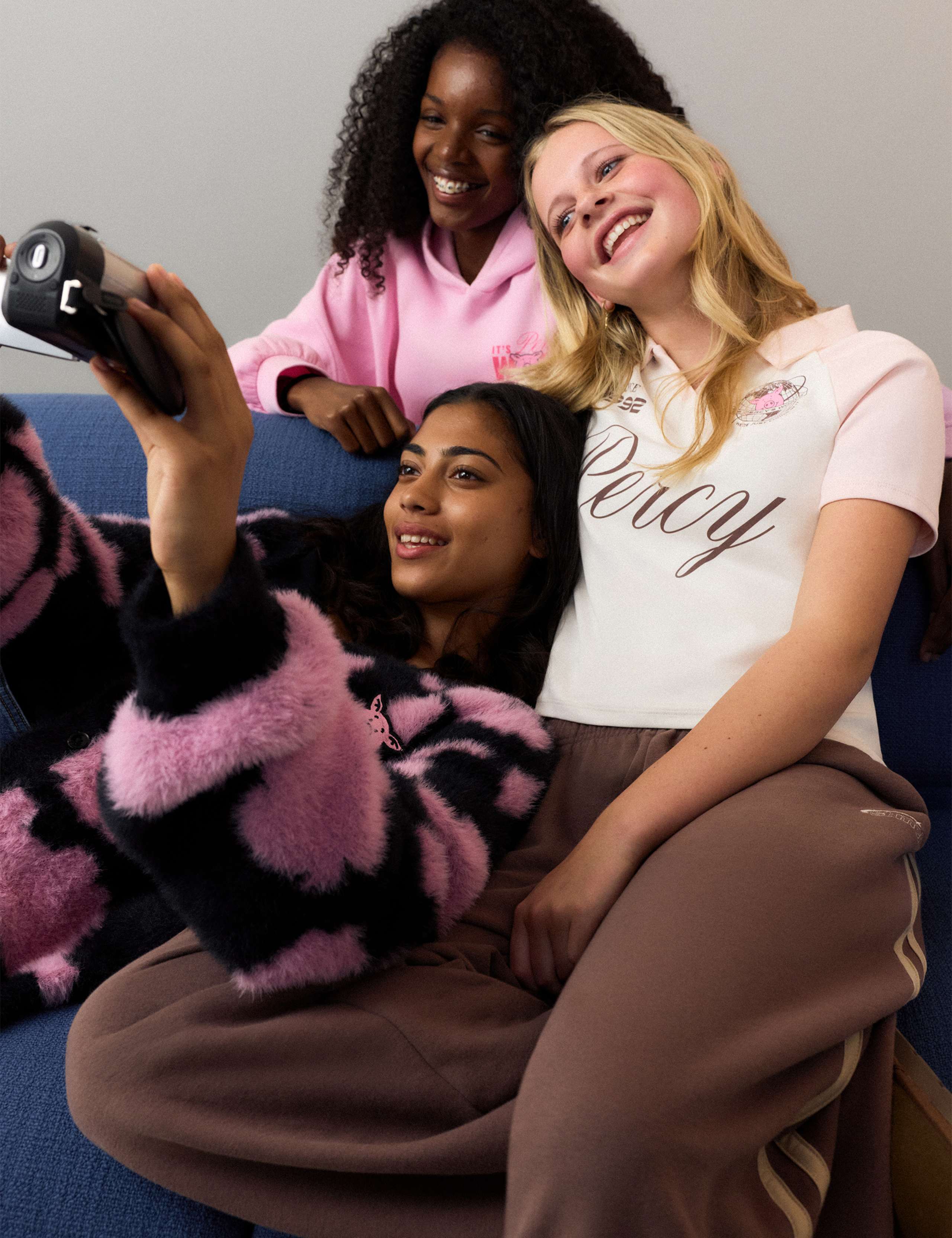 Percy Pig™ Intarsia Badge Cardigan (6-16 Yrs) 4 of 4