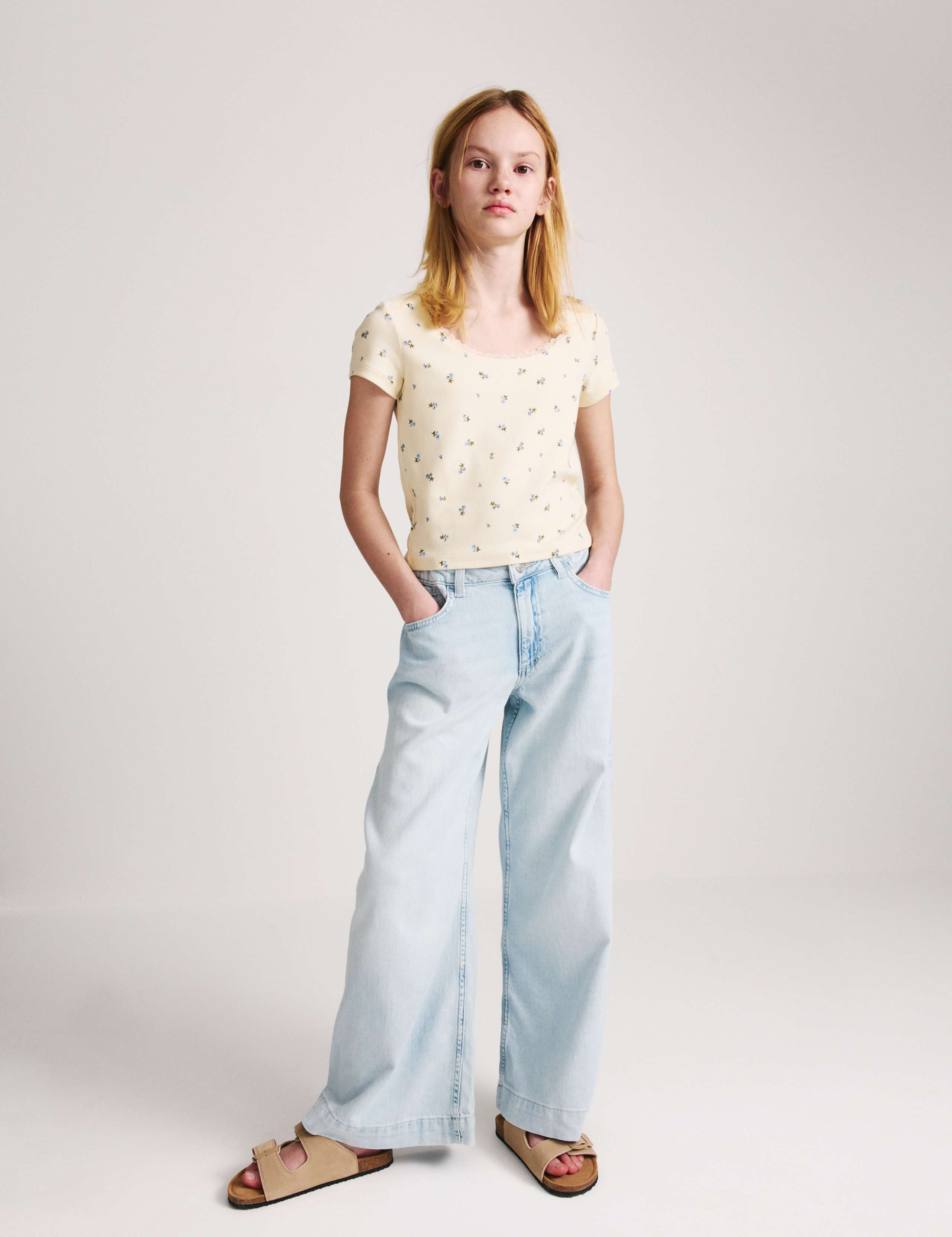 Cotton Rich Lace Trim Fitted Crop T-Shirt (6-16 Yrs) 3 of 6