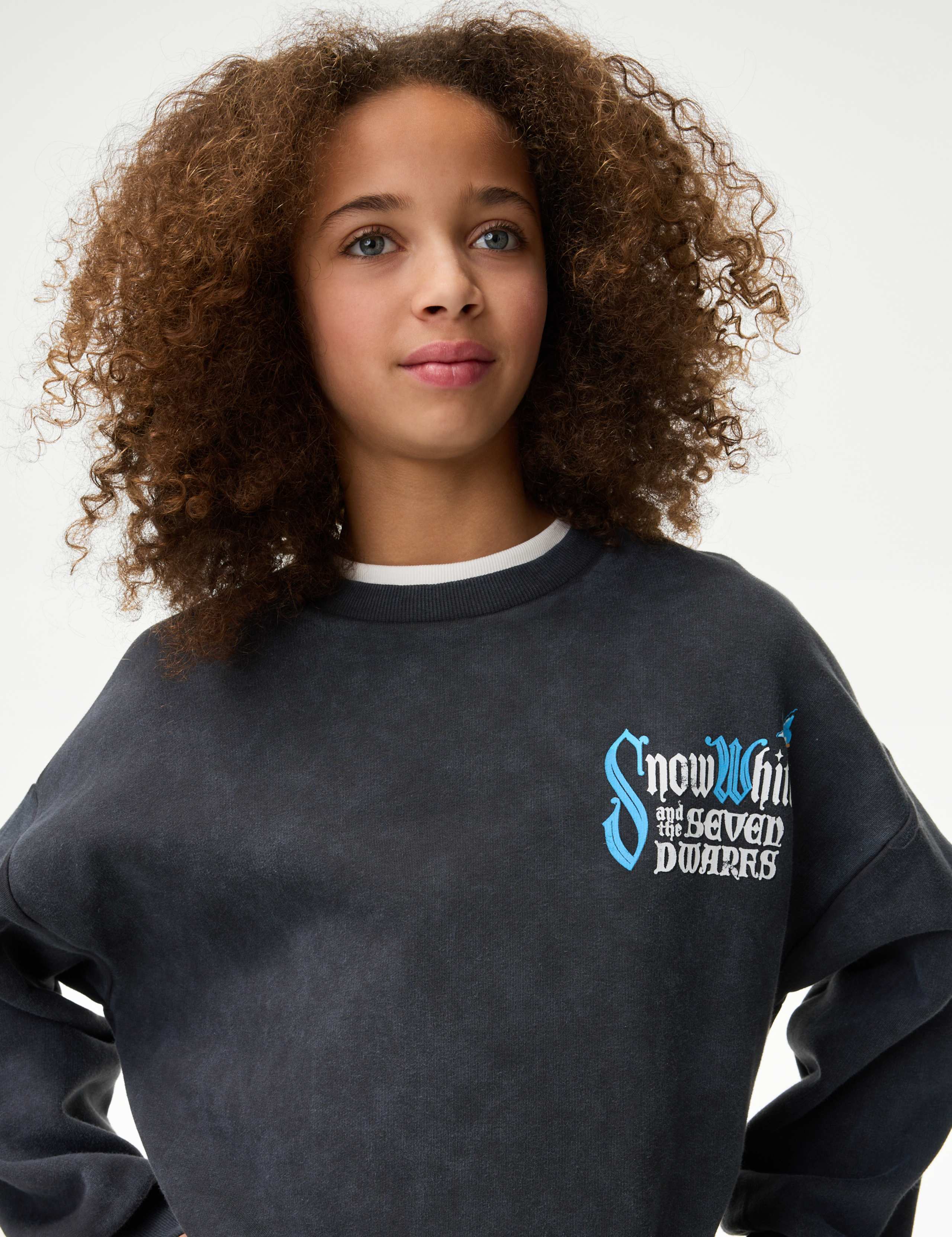 Cotton Rich Snow White™ Graphic Sweatshirt (6-16 Yrs) 4 of 7