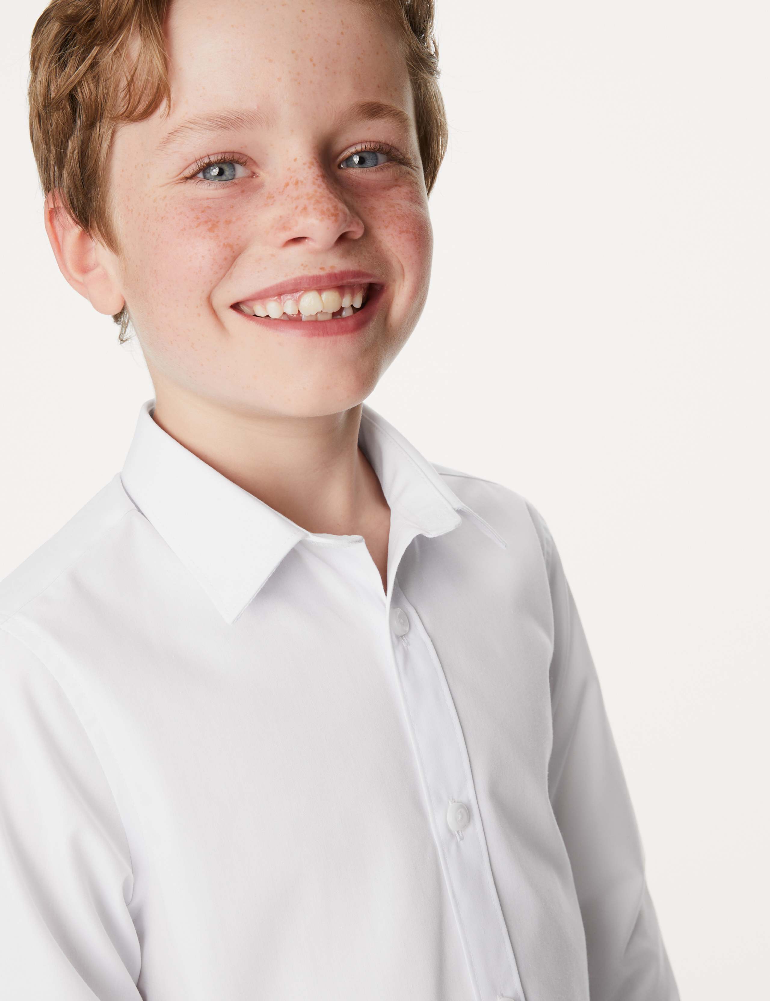 3 Pack Boys' Plus Fit Easy Iron School Shirts (4-18 Yrs) 3 of 5