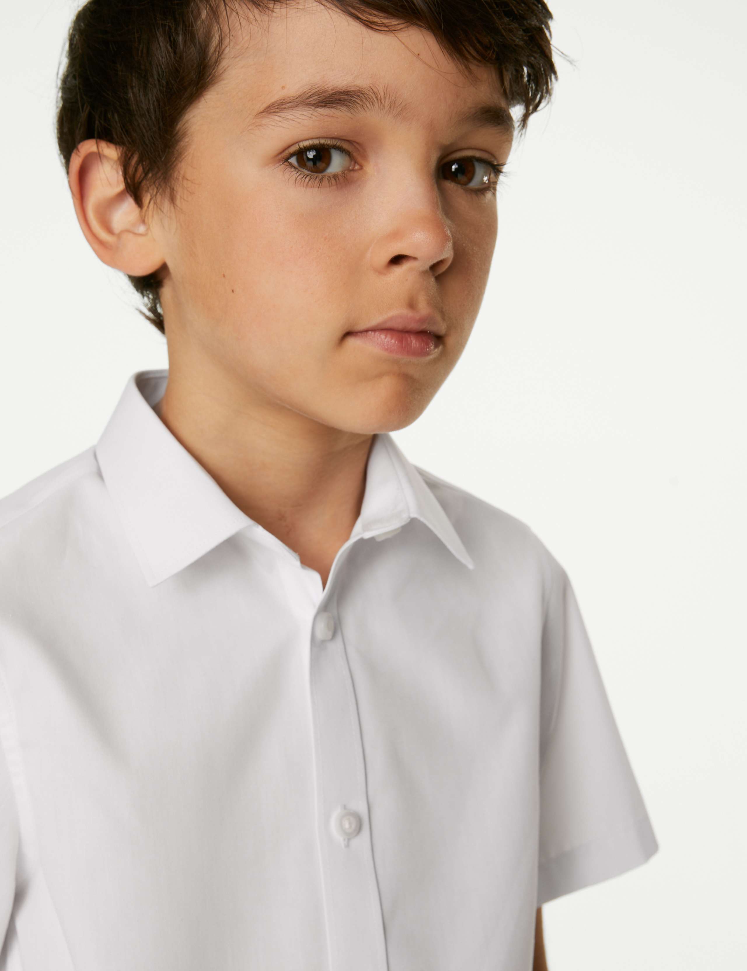 3 Pack Boys' Easy Iron School Shirts (2-16 Yrs) 4 of 6