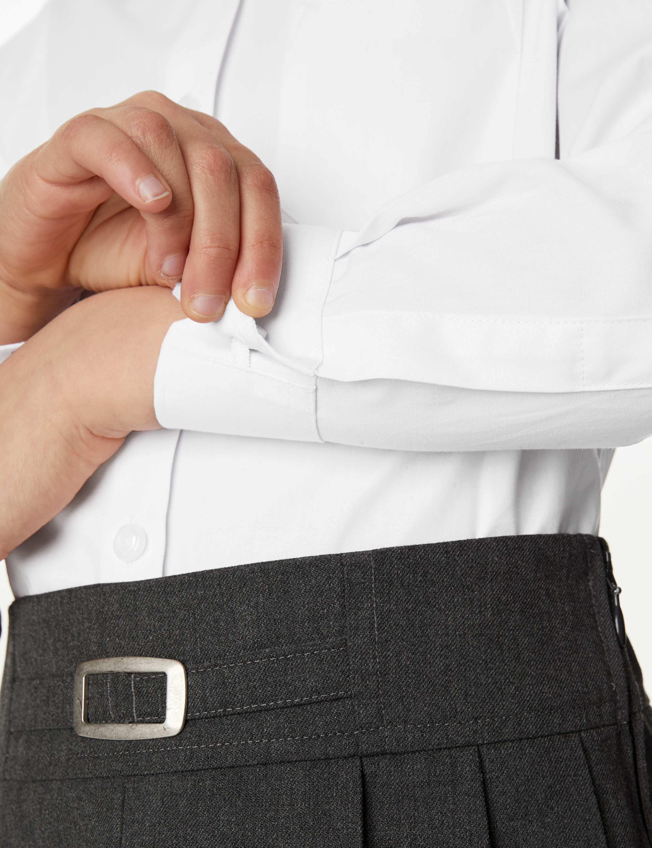 2 Pack Girls’ Regular Fit Cotton School Shirts (2-18 Yrs) 6 of 6