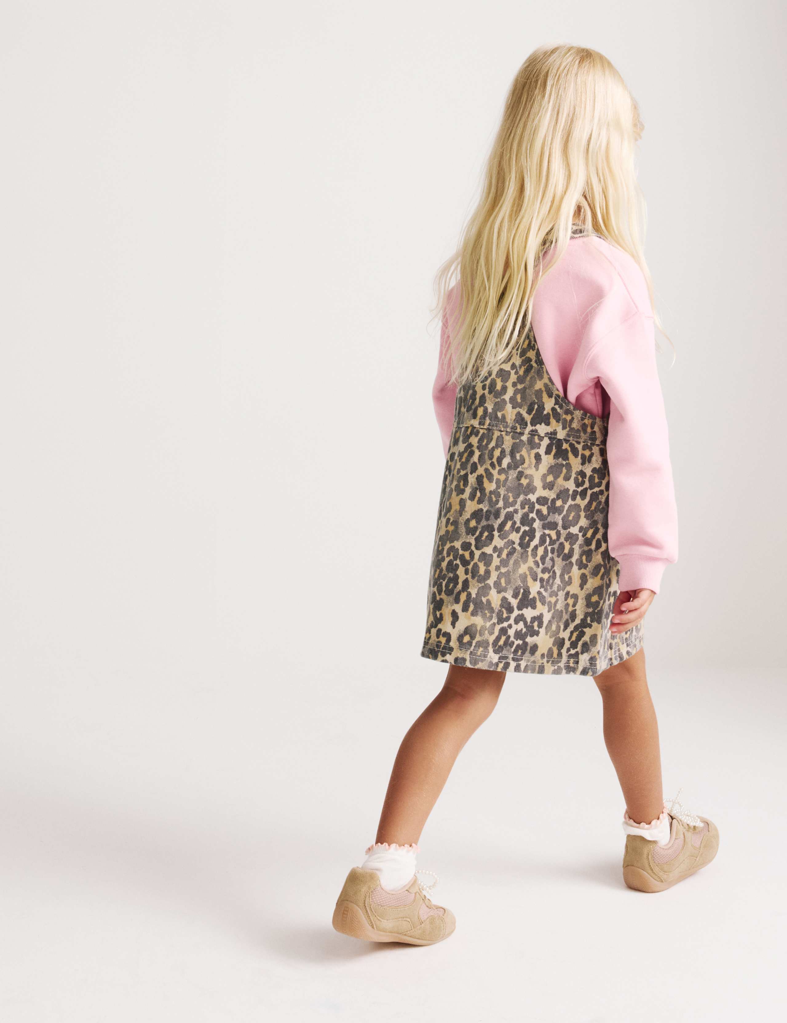2 Piece Denim Leopard Pinny Outfit (2-8 Yrs) 5 of 7