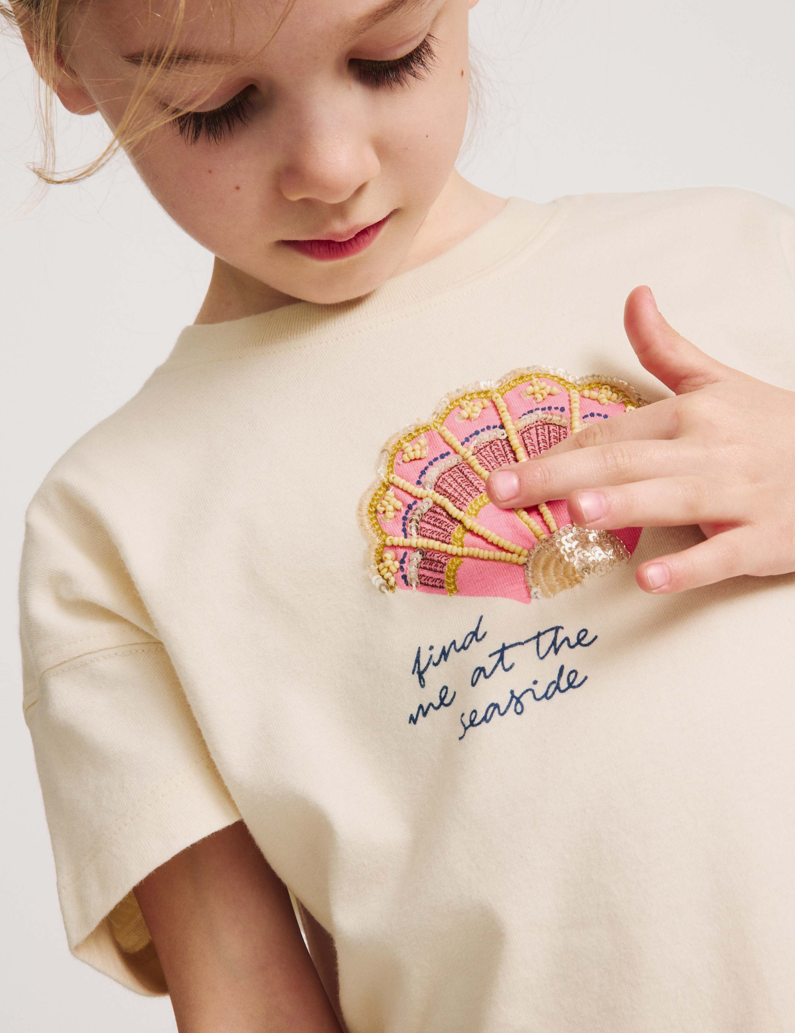 Pure Cotton Shell Embellished T-Shirt (4-8 Yrs) 1 of 7