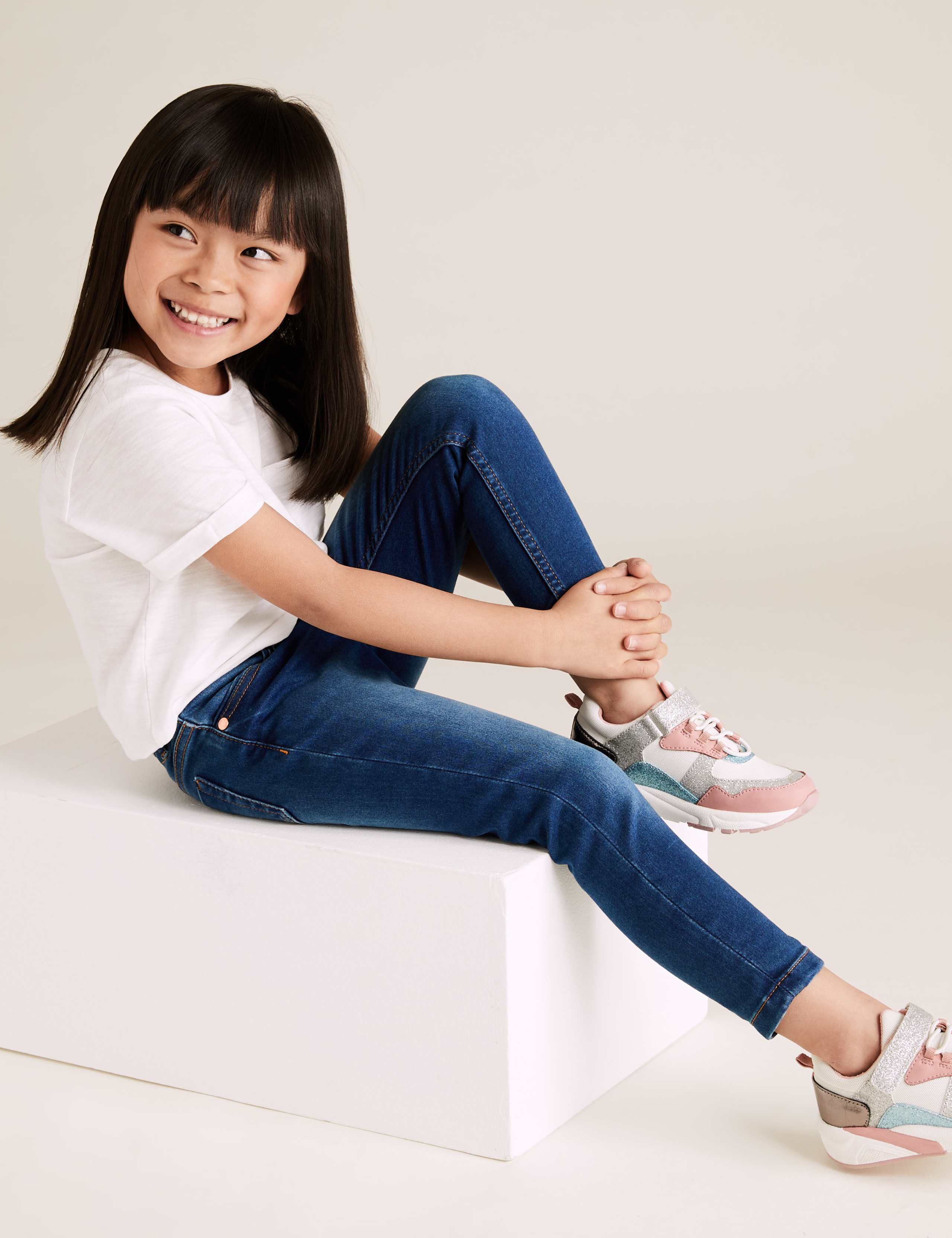 Super Skinny Jeans (2-7 Yrs) 1 of 5