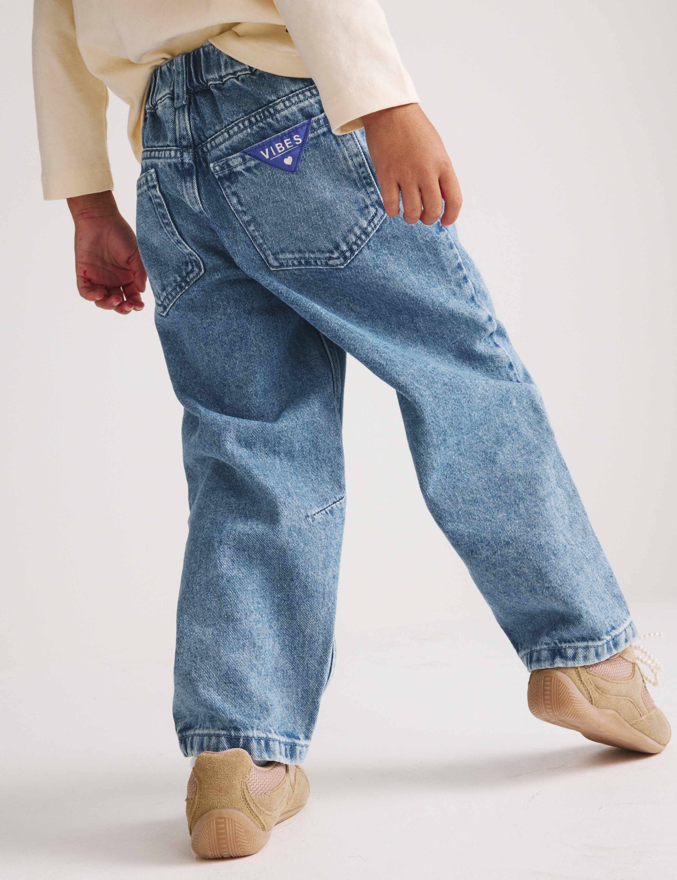 Denim Badge Barrel Leg Jeans (2-8 Yrs) 3 of 6