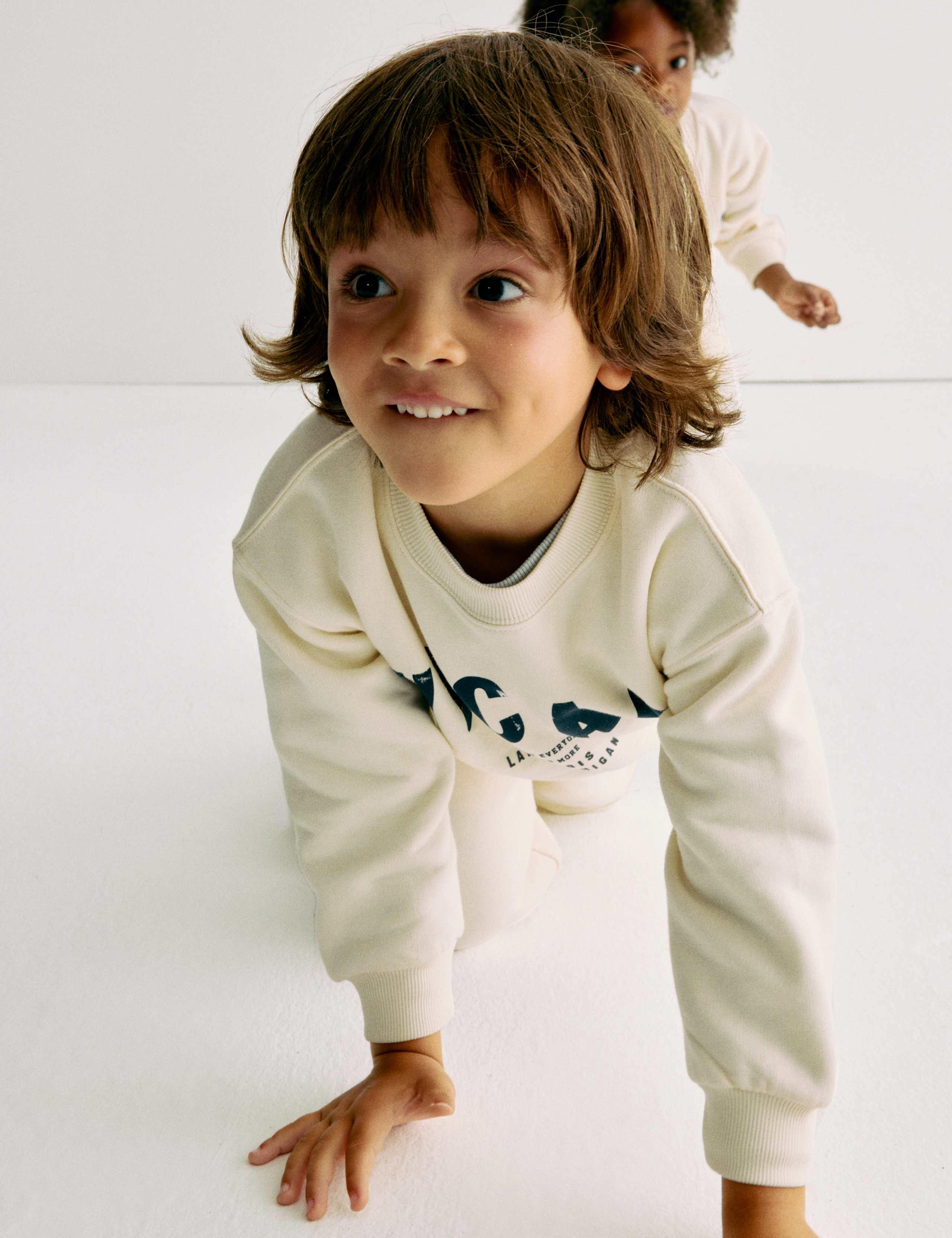 Cotton Rich Chicago Sweatshirt (2-8 Yrs) 4 of 6