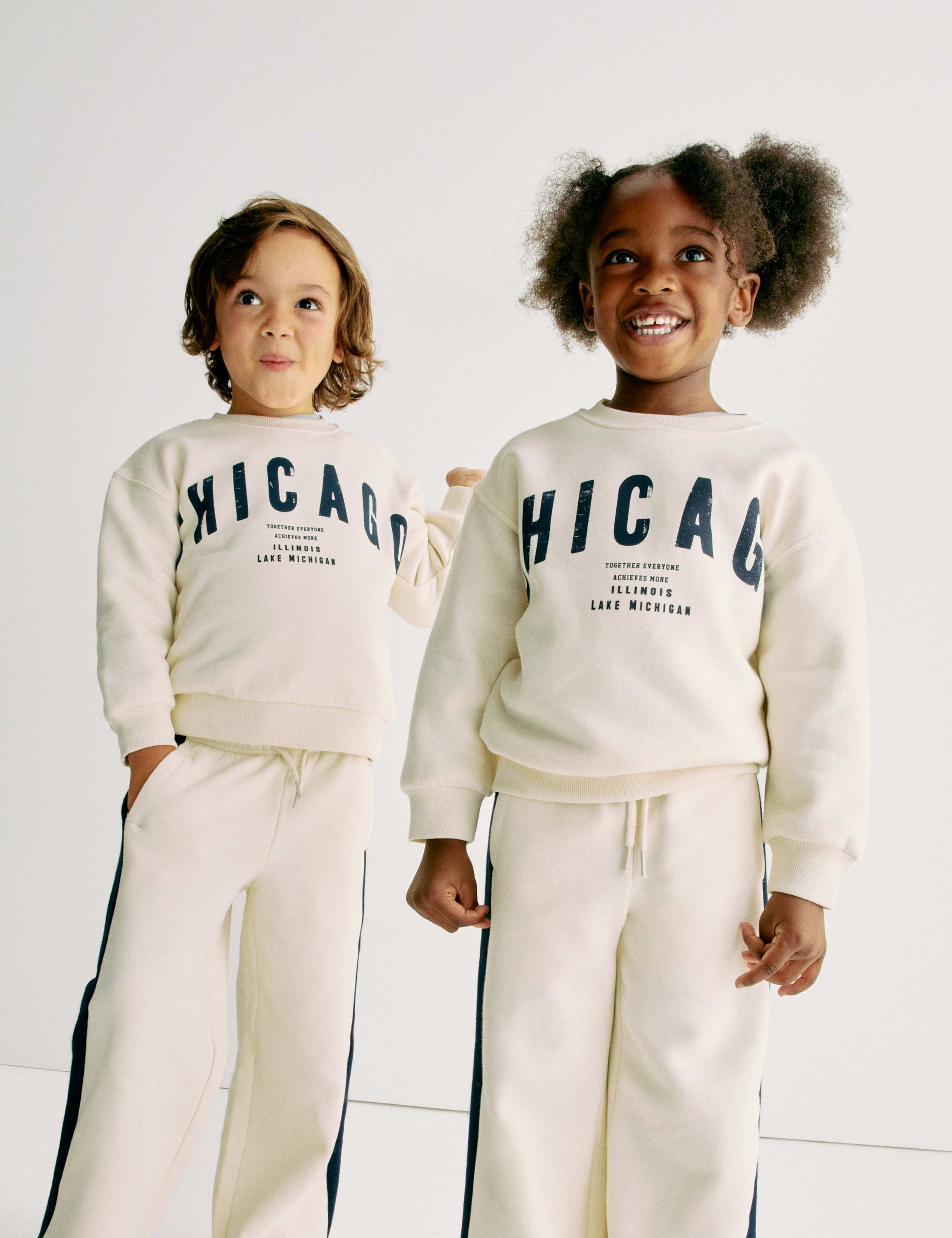 Cotton Rich Chicago Sweatshirt (2-8 Yrs) 5 of 6