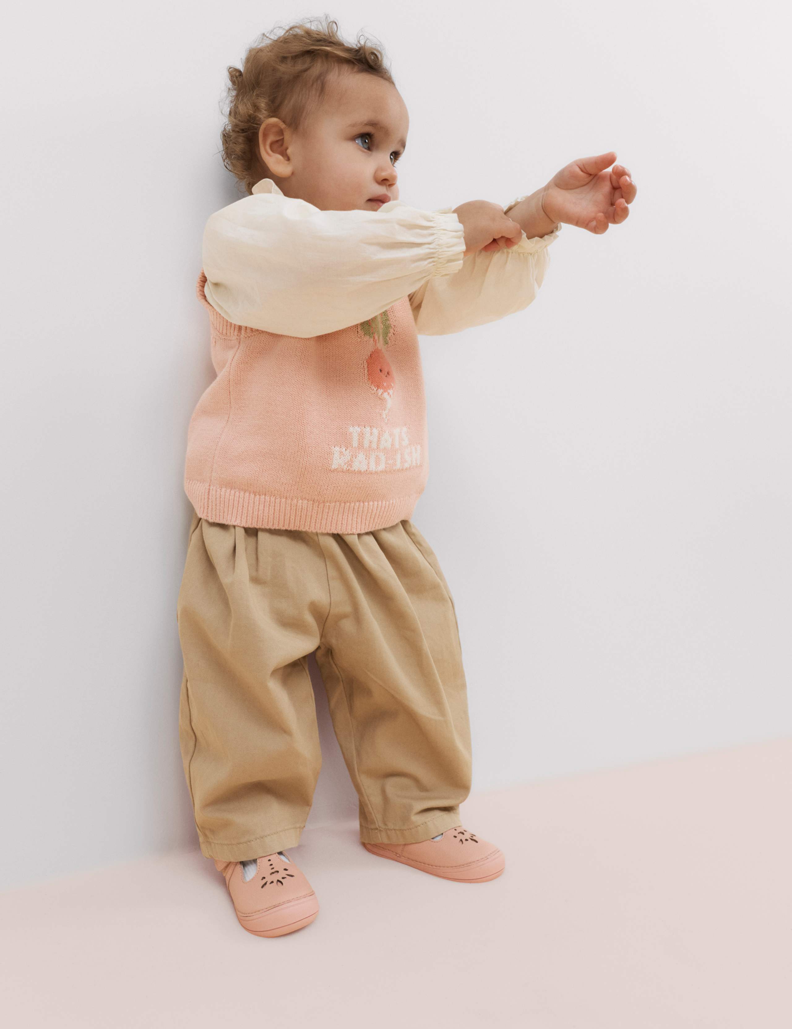 3 Piece Pure Cotton Tank Top & Trousers Outfit (0-3 Yrs) 3 of 5