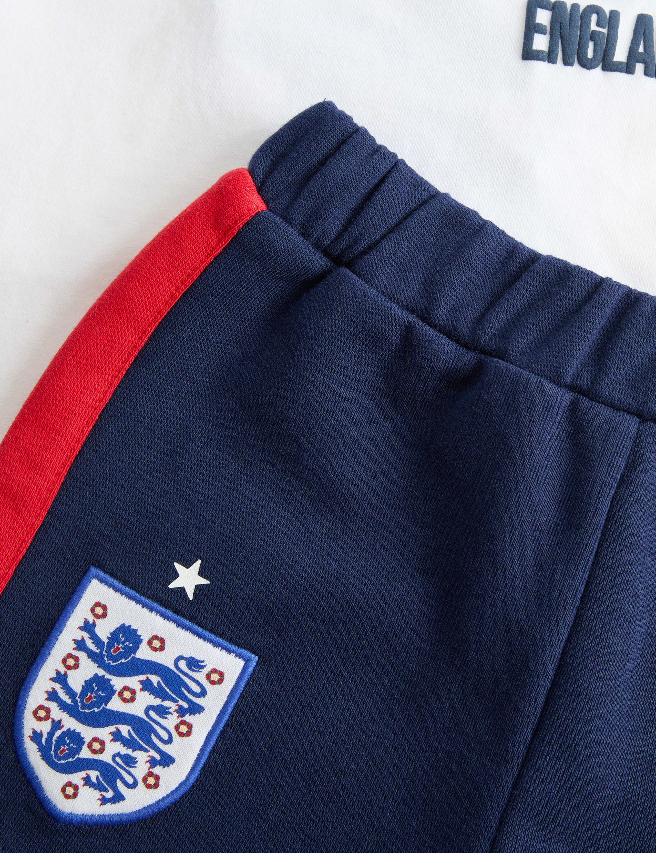 M&S X England Football Top & Shorts (0-3 Yrs) 3 of 4