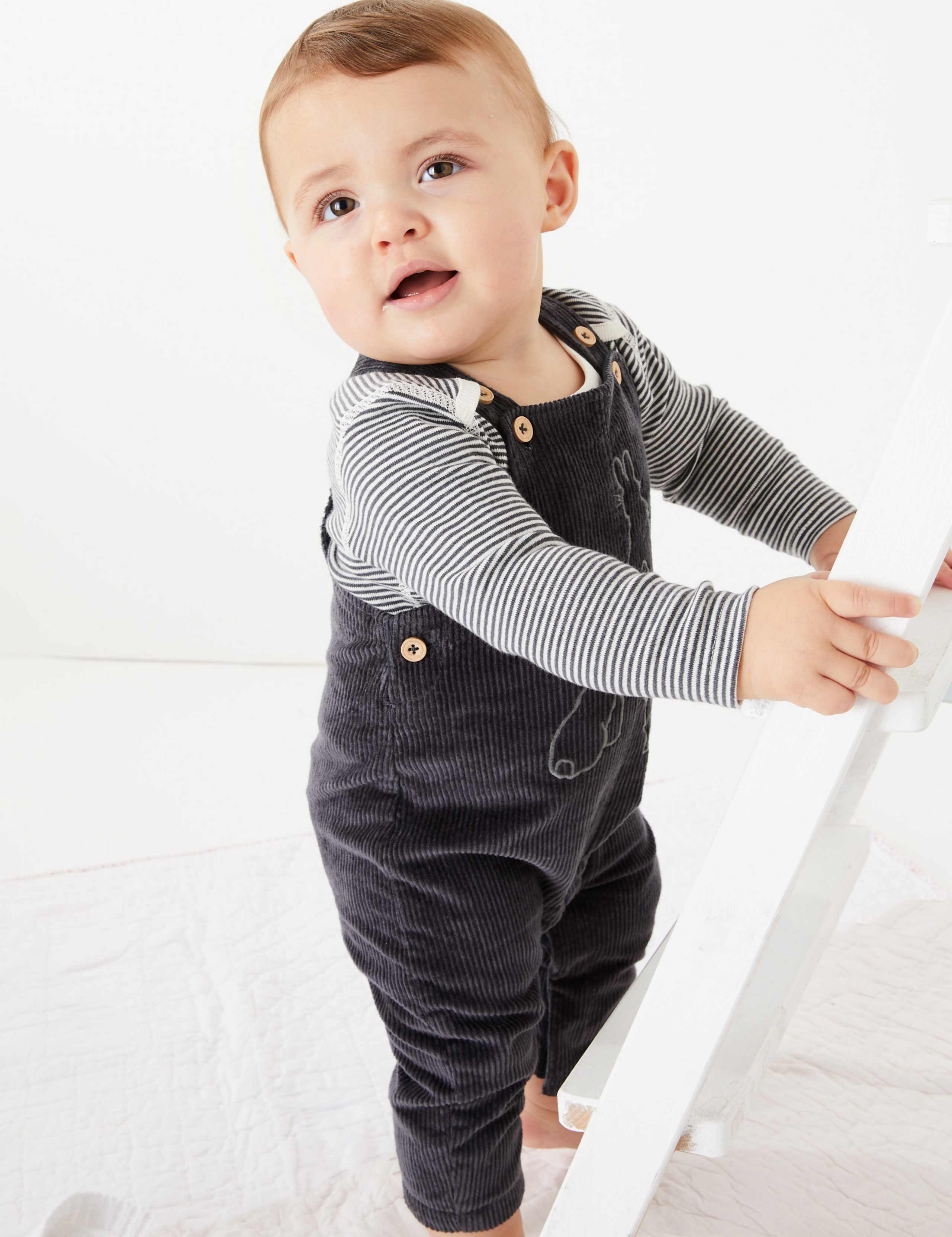 2 Piece Peter Rabbit™ Dungaree Outfit (7lbs-3 Yrs) 1 of 7