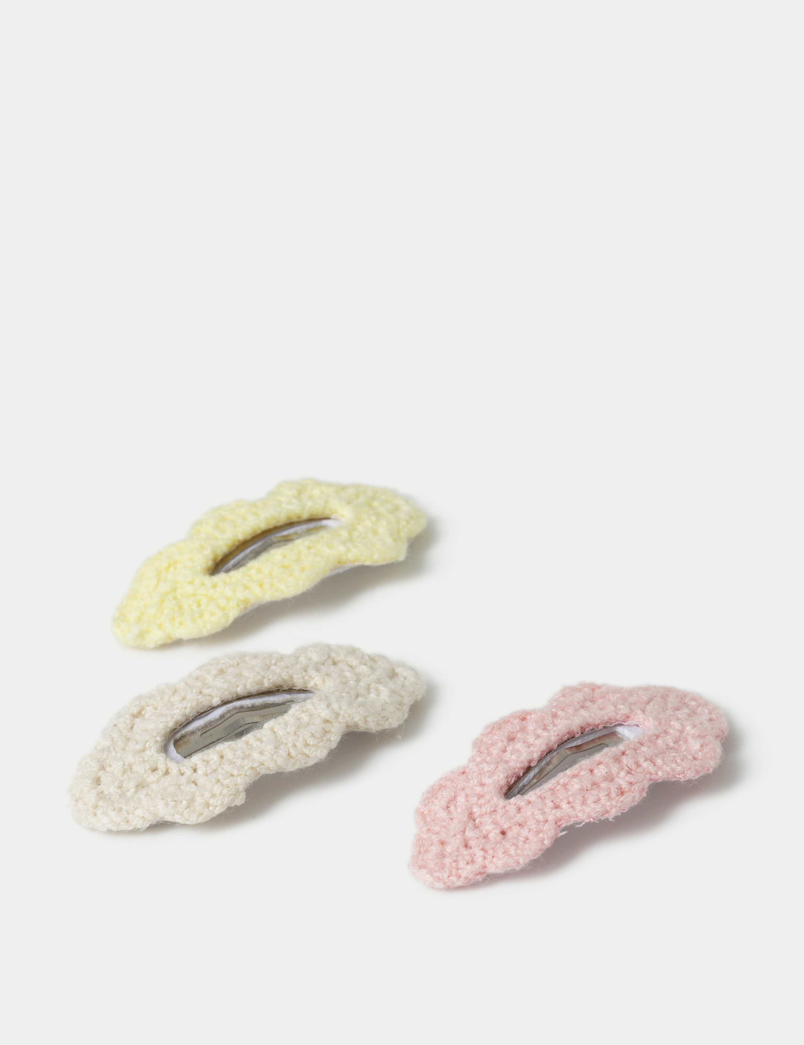 Knitted Snap Clips 2 of 2
