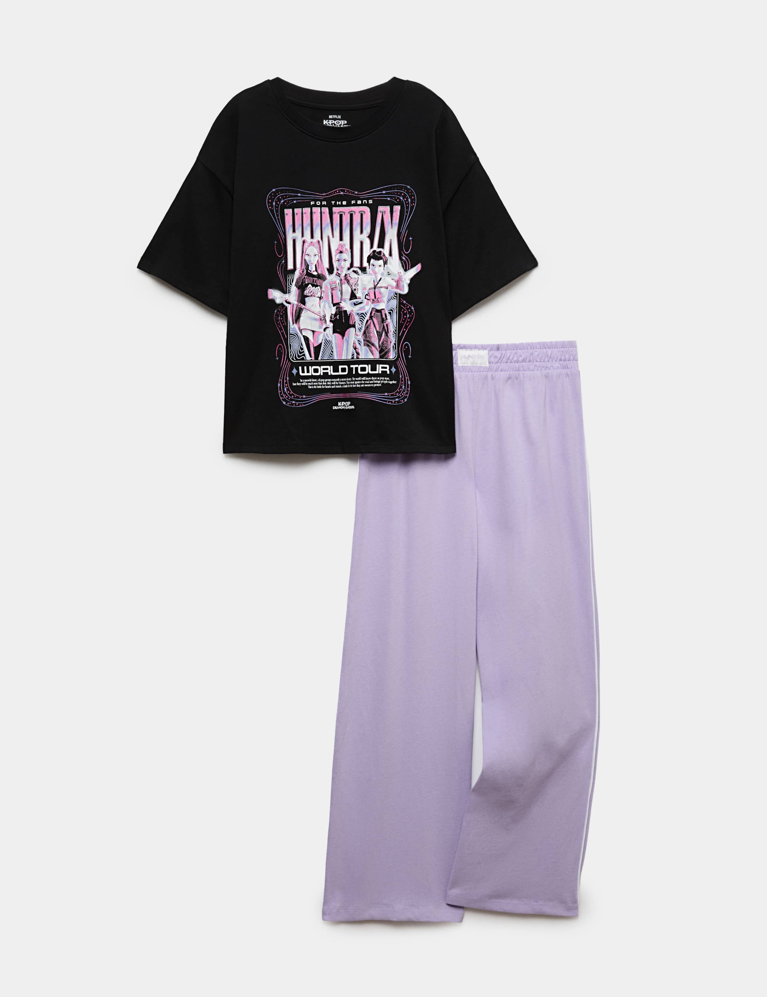 K-Pop™ Graphic Pyjama Set 1 of 1