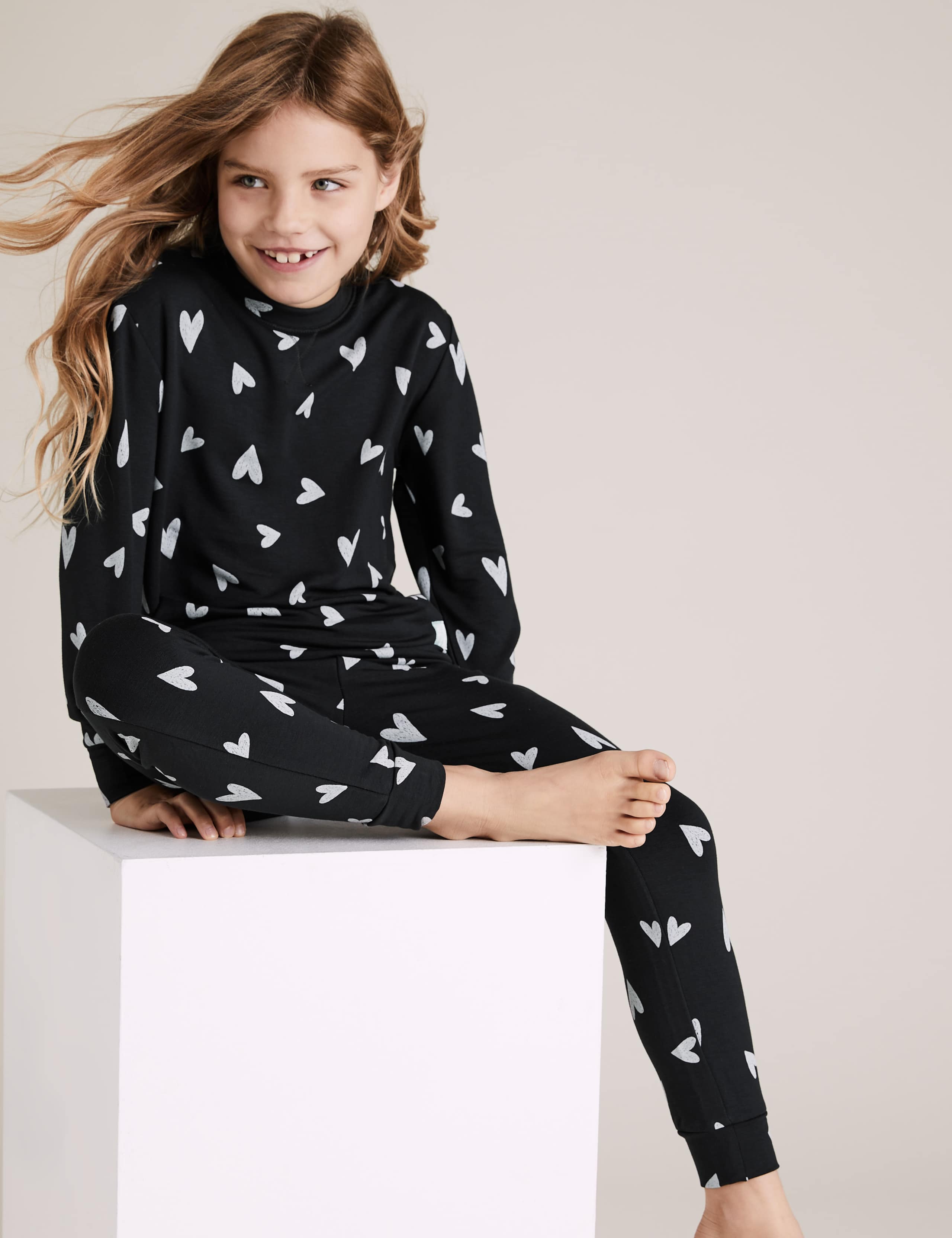 Flexifit™ Heart Pyjama Set (6-16 Years) 1 of 4