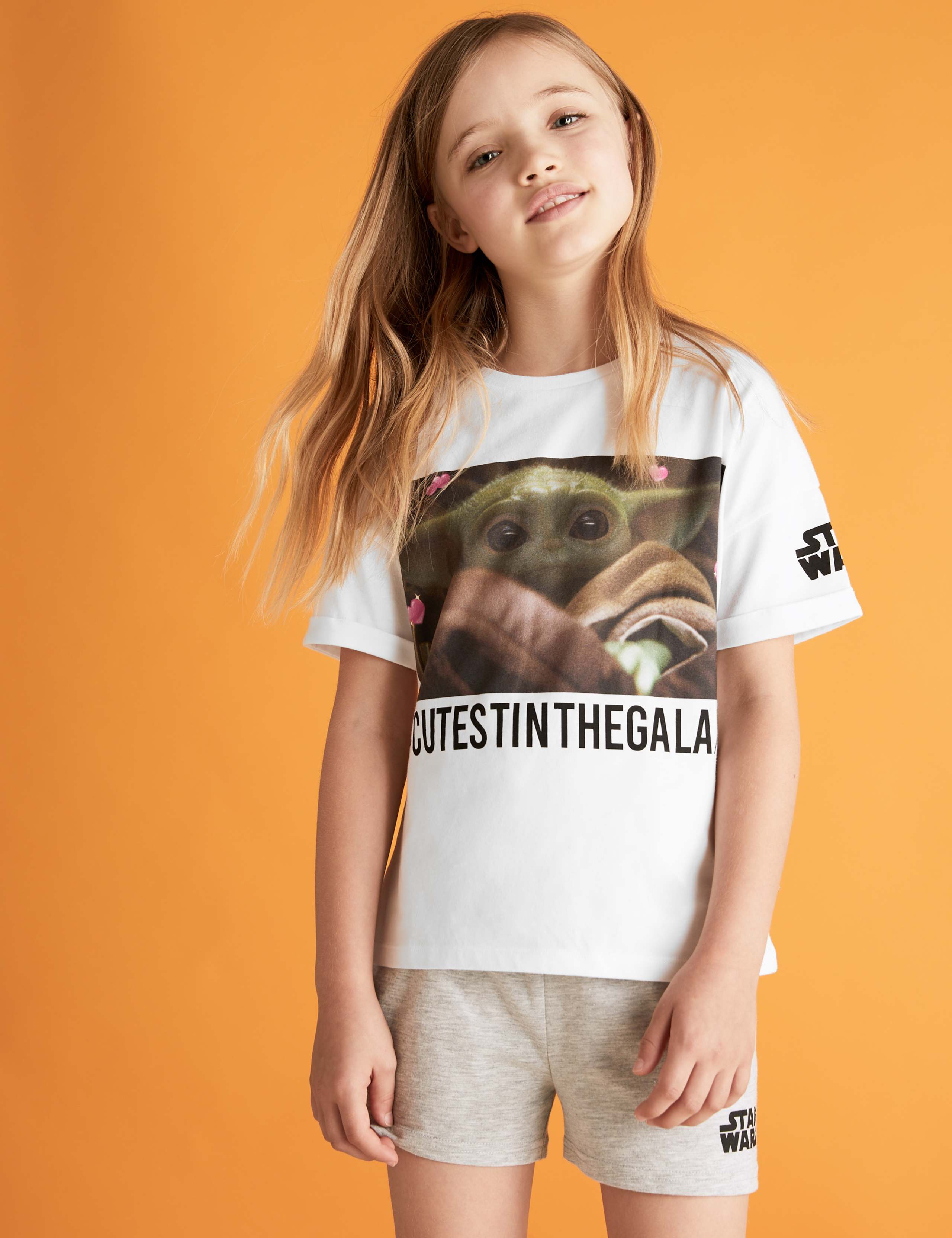The Mandalorian Star Wars™ Short Pyjama Set (5-14 Yrs) 1 of 4
