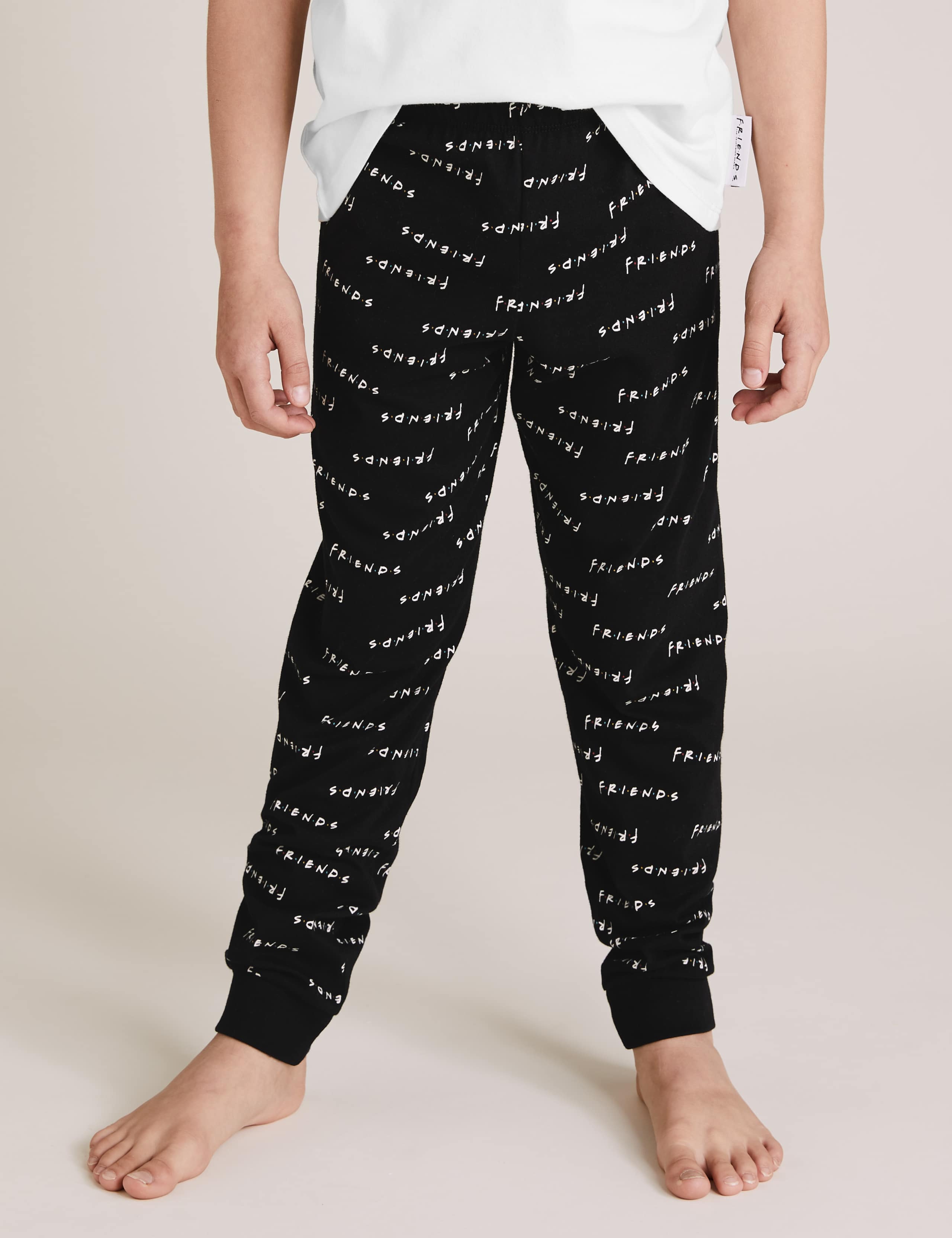 Friends Pyjama Set (8-16 Yrs) 4 of 4