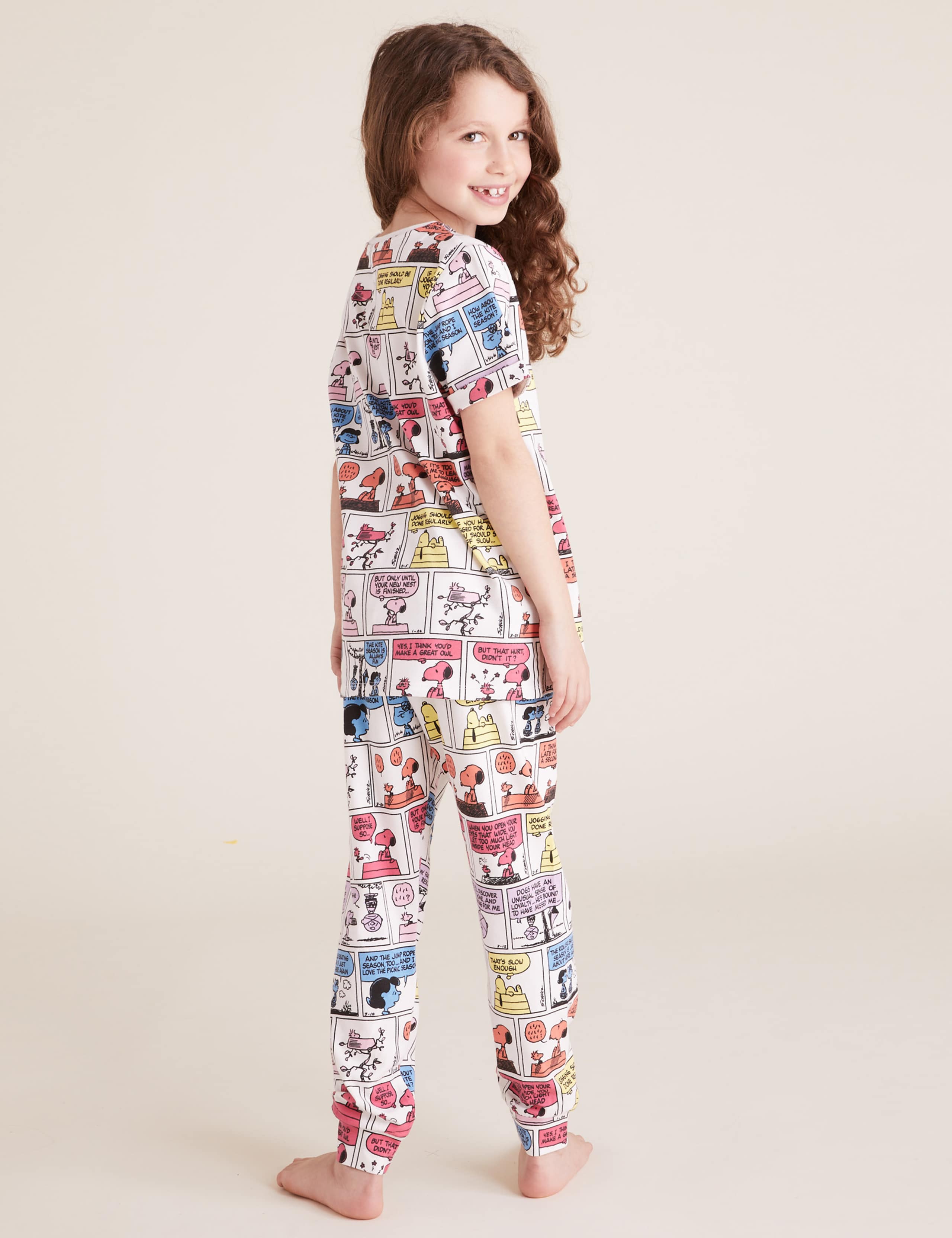 Snoopy™ Pyjamas (6-16 Yrs) 3 of 5