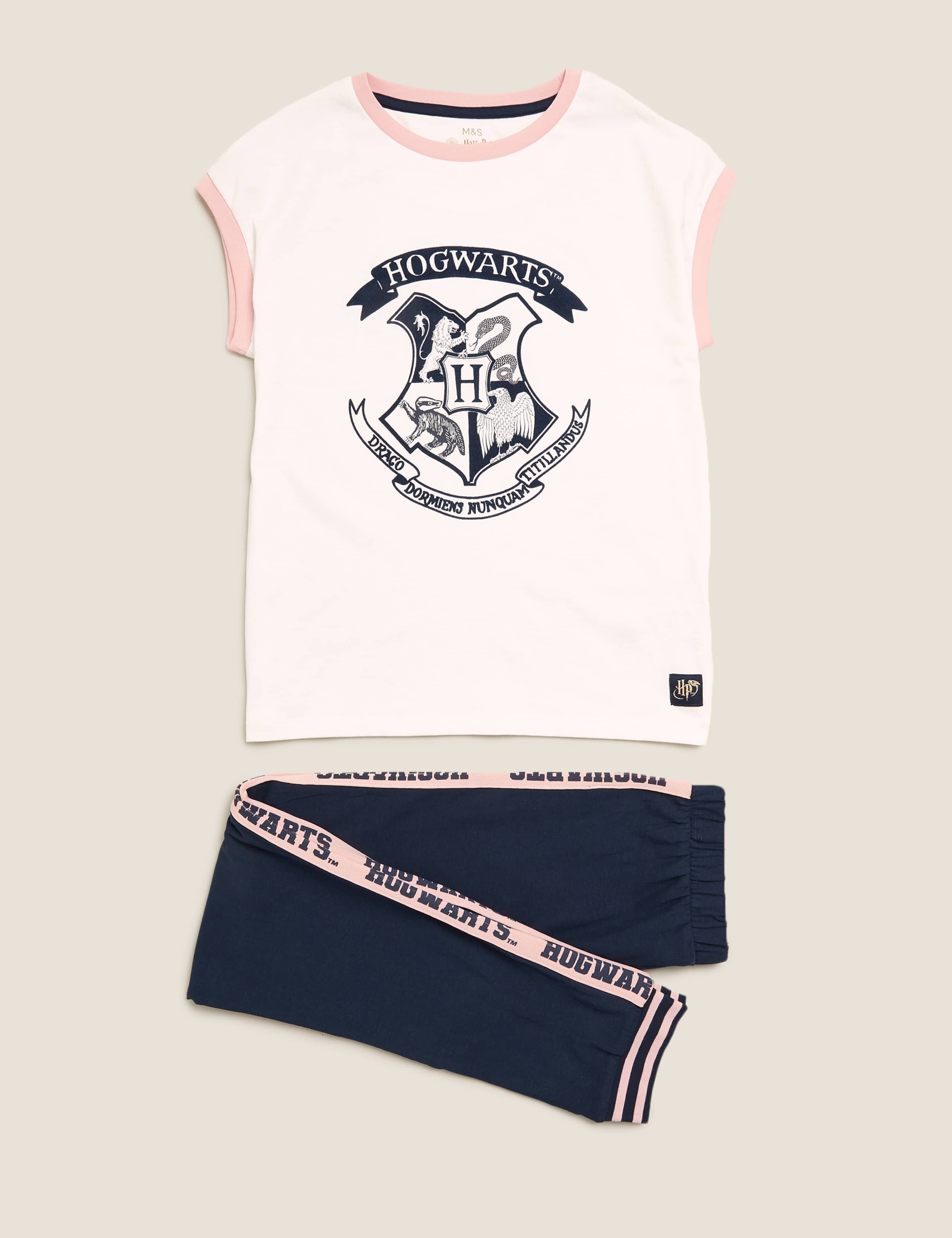 Harry Potter™ Hogwarts Pyjama Set (6-16 Yrs) 2 of 5