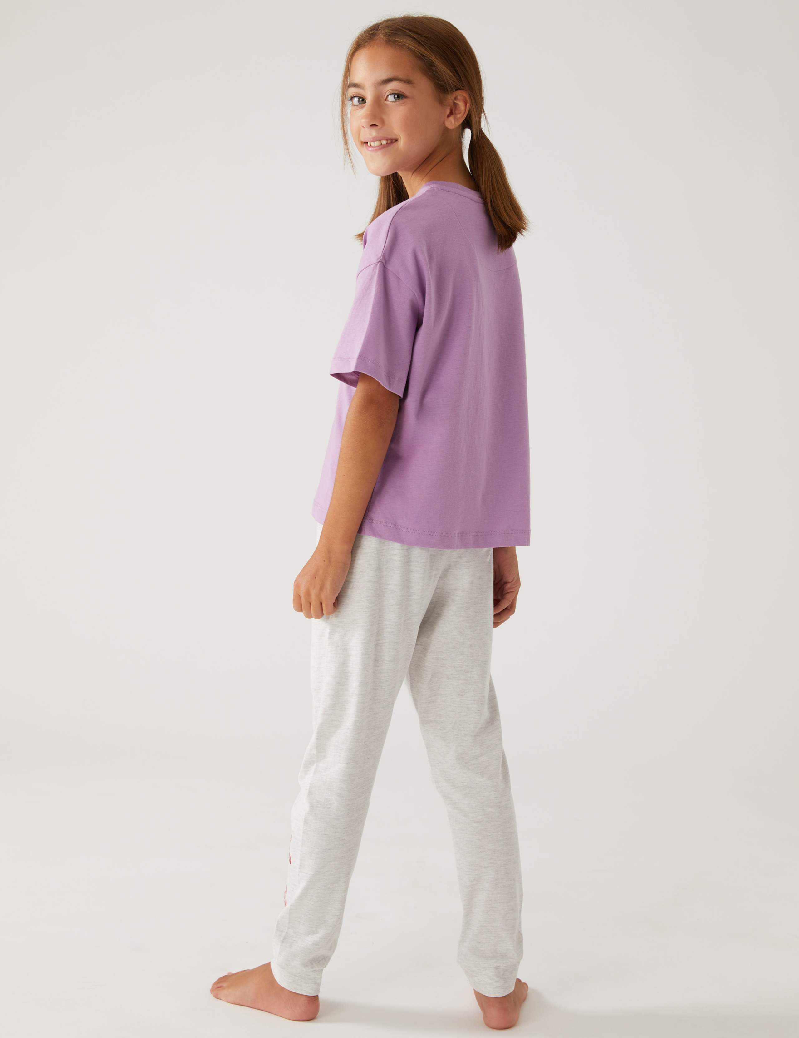 Snoopy™ Pyjamas (6-16 Yrs) 3 of 5