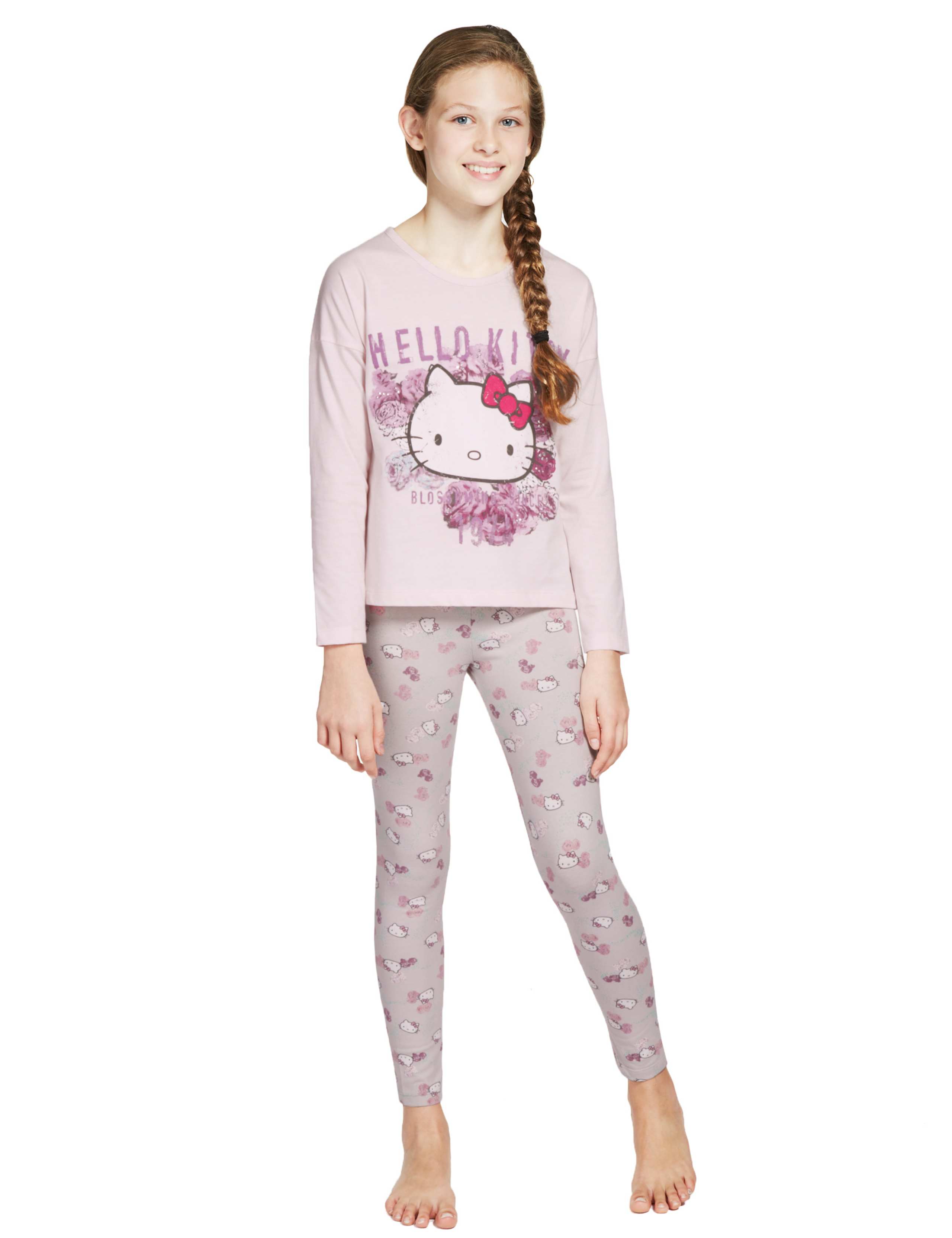 Hello Kitty Heritage Pyjamas (5-14 Years) 1 of 5