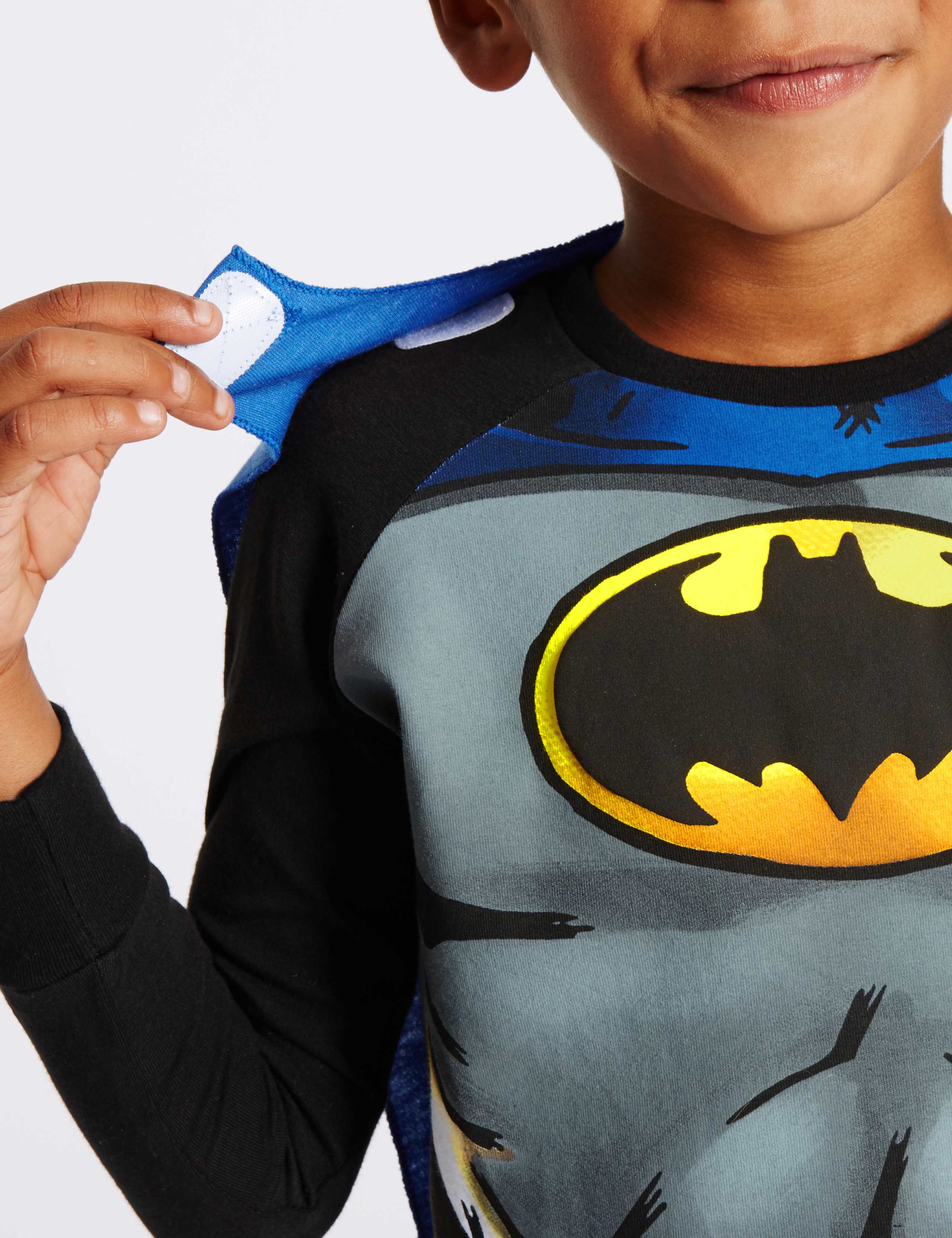 Batman™ Pyjamas (2-10 Years) 6 of 8
