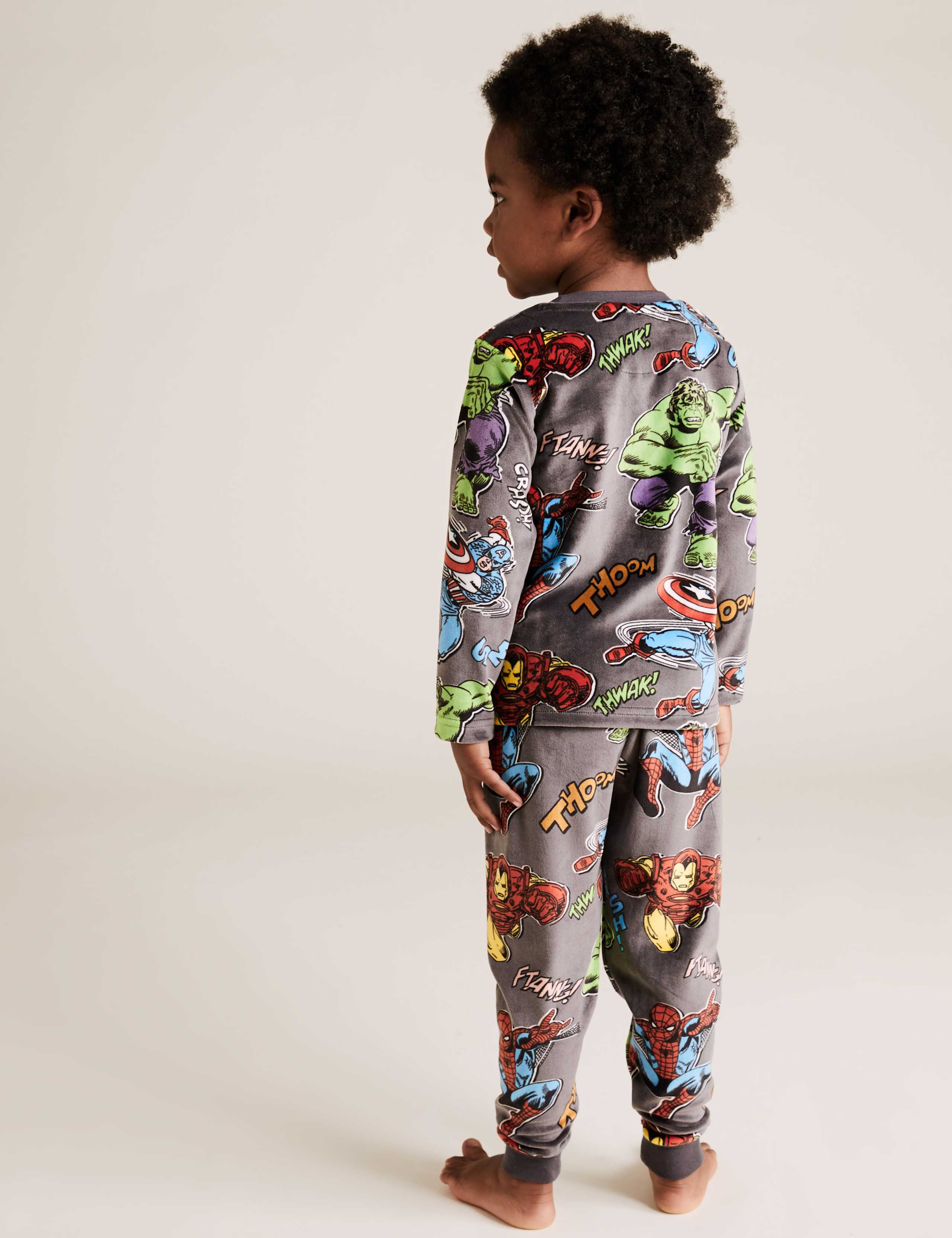 Velour Marvel™ Pyjama Set (2-8 Yrs) 3 of 4