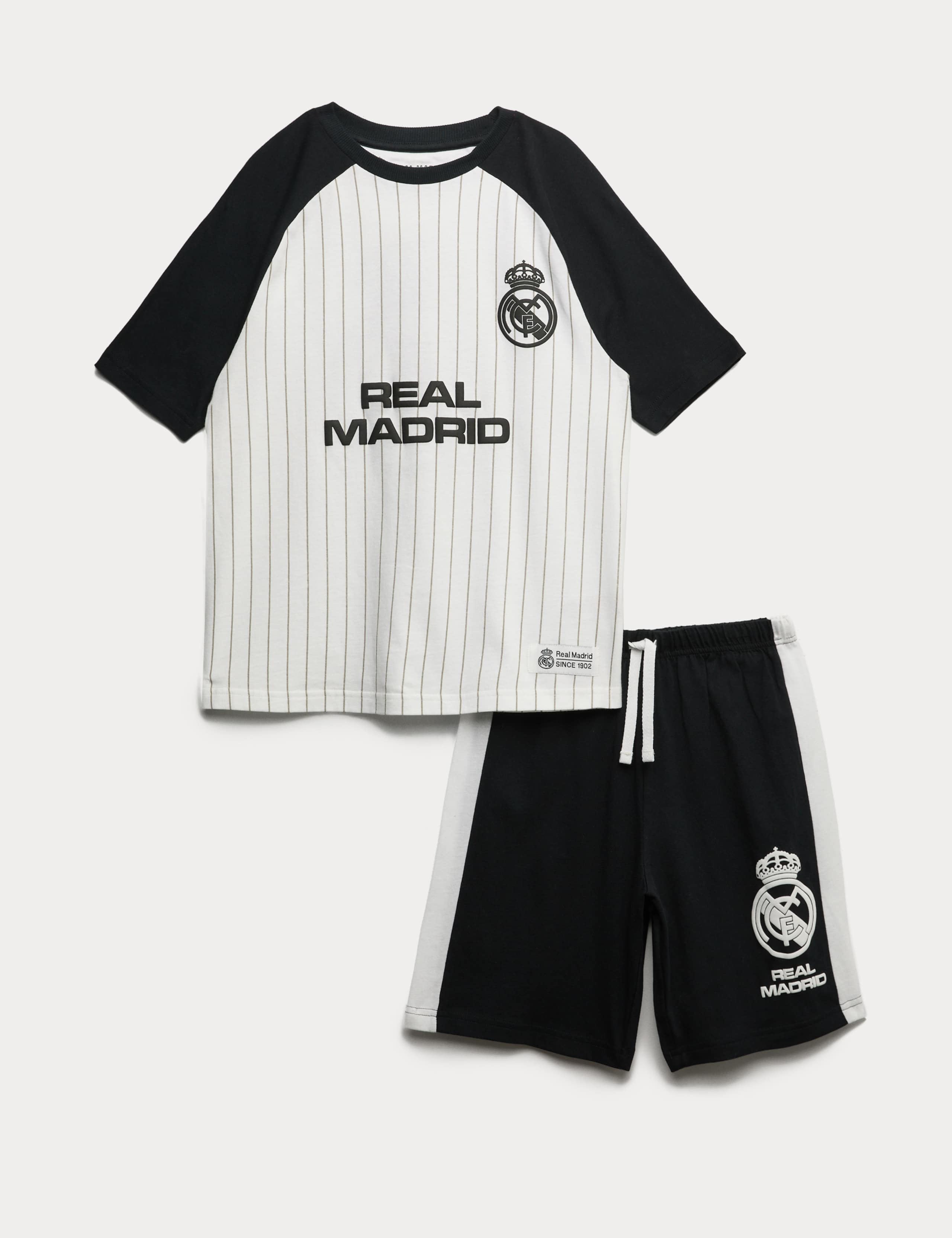 Real Madrid™ Pyjamas (6-16 Yrs) 1 of 4