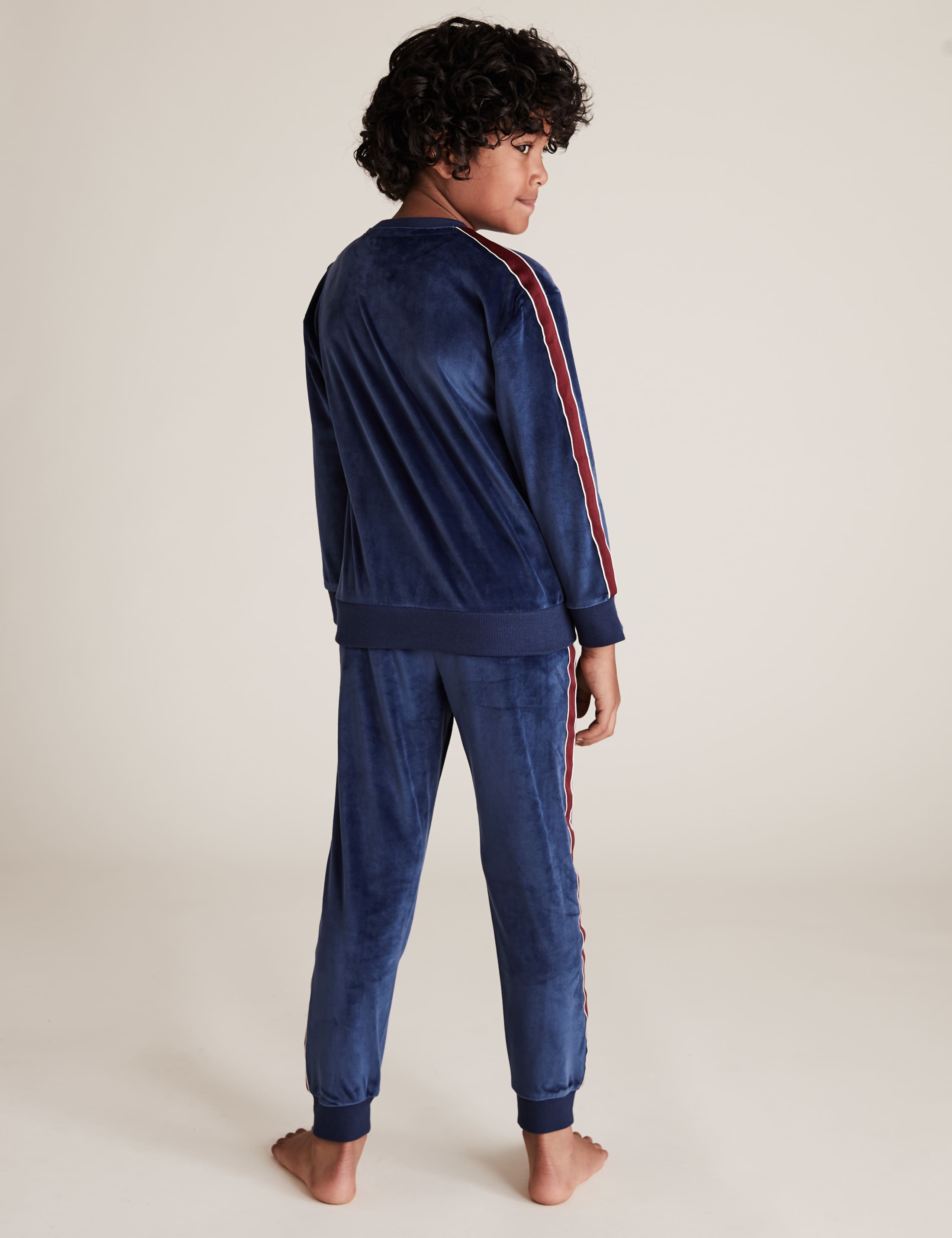 Velour Lounge Pyjama Set (6-16 Yrs) 3 of 5