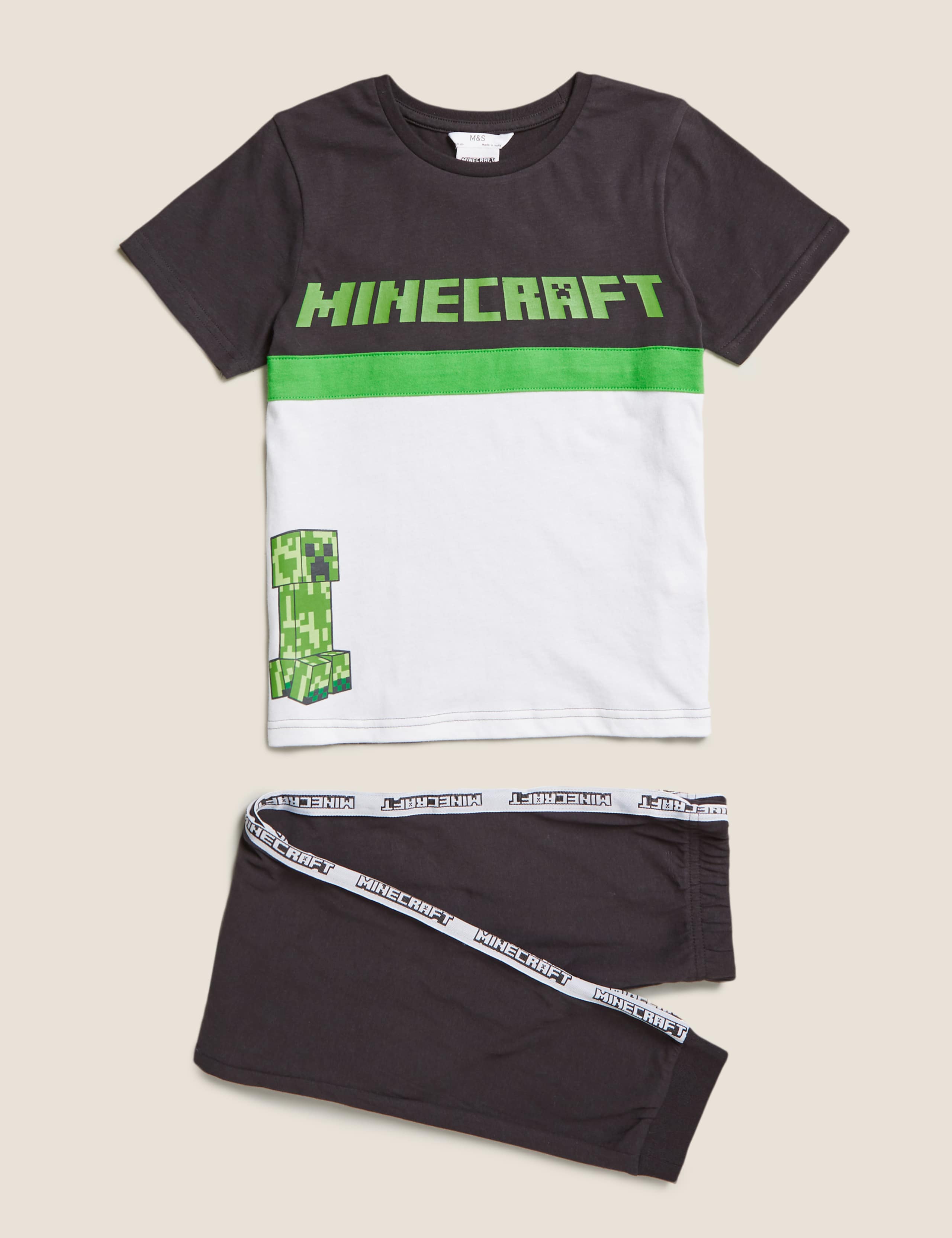 Minecraft™ Pyjama Set (6-16 Yrs) 2 of 5
