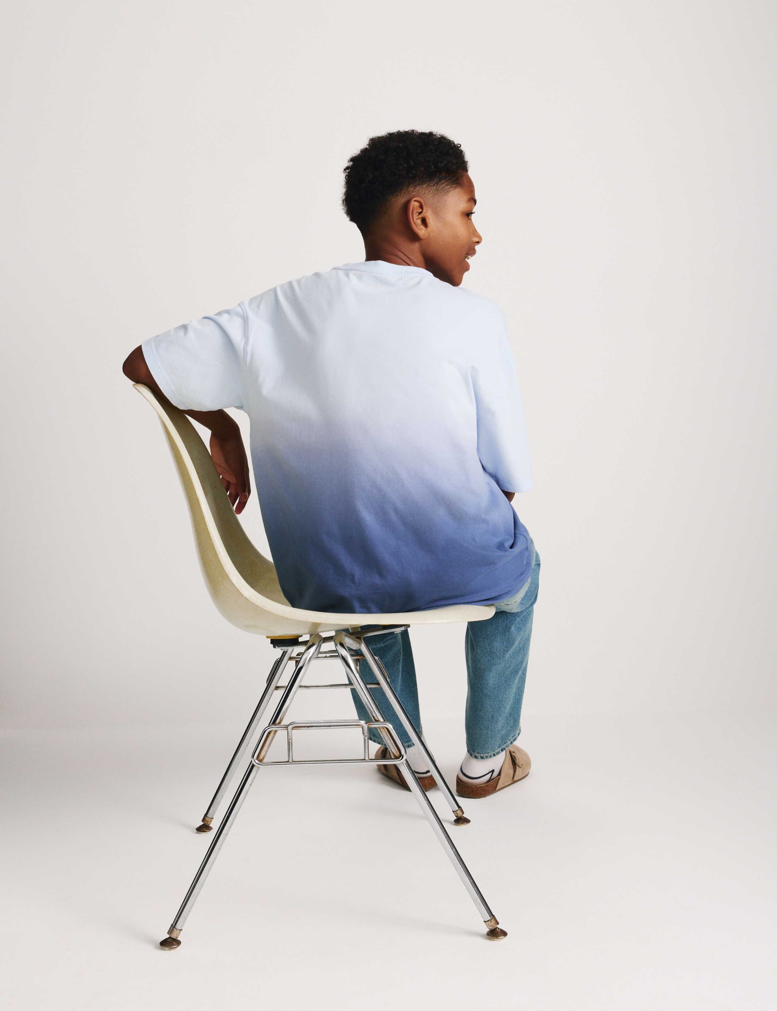 Pure Cotton Ombre Graphic T-Shirt (6-16 Yrs) 4 of 7