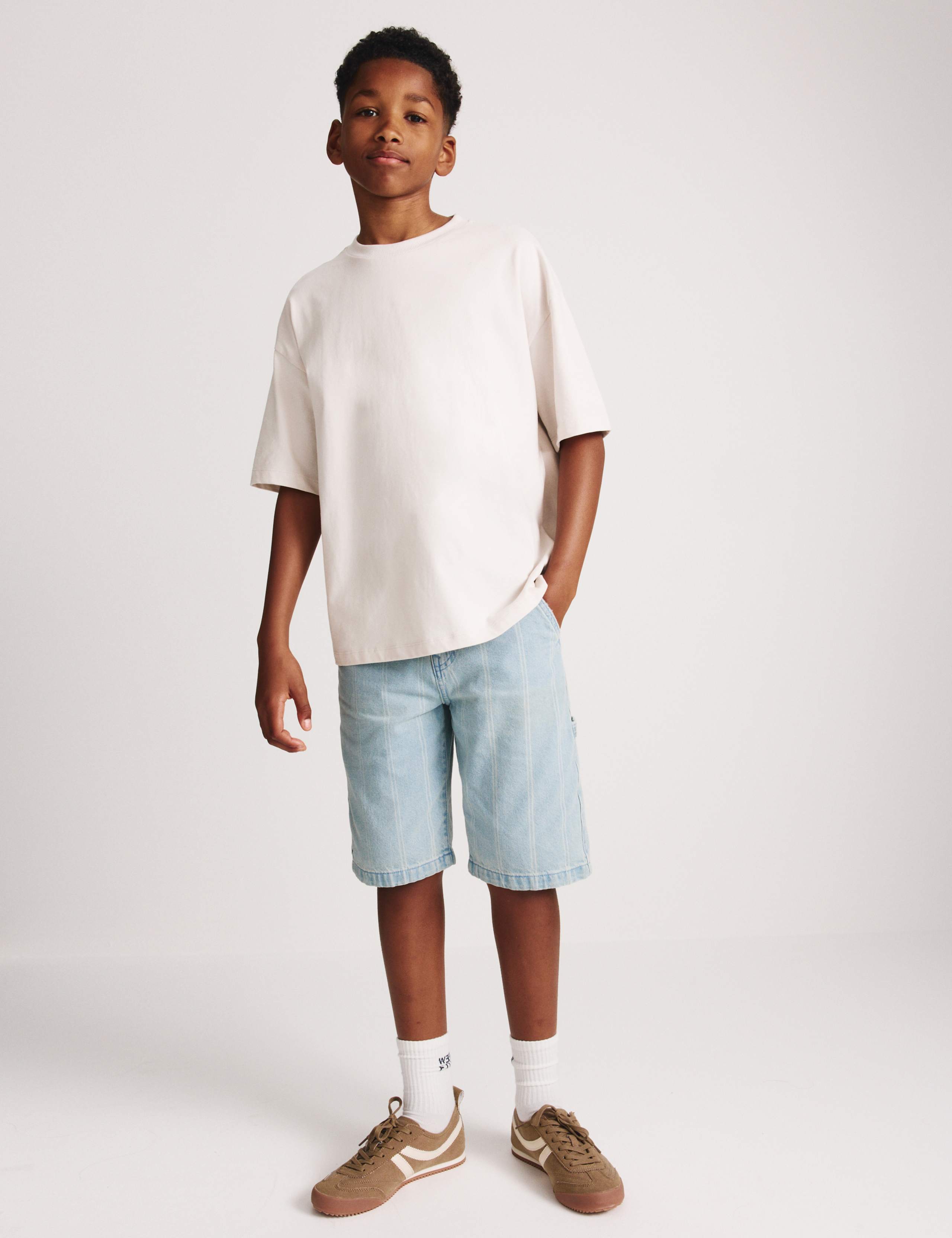 Pure Cotton Graphic T-Shirt (6-16 Yrs) 4 of 6