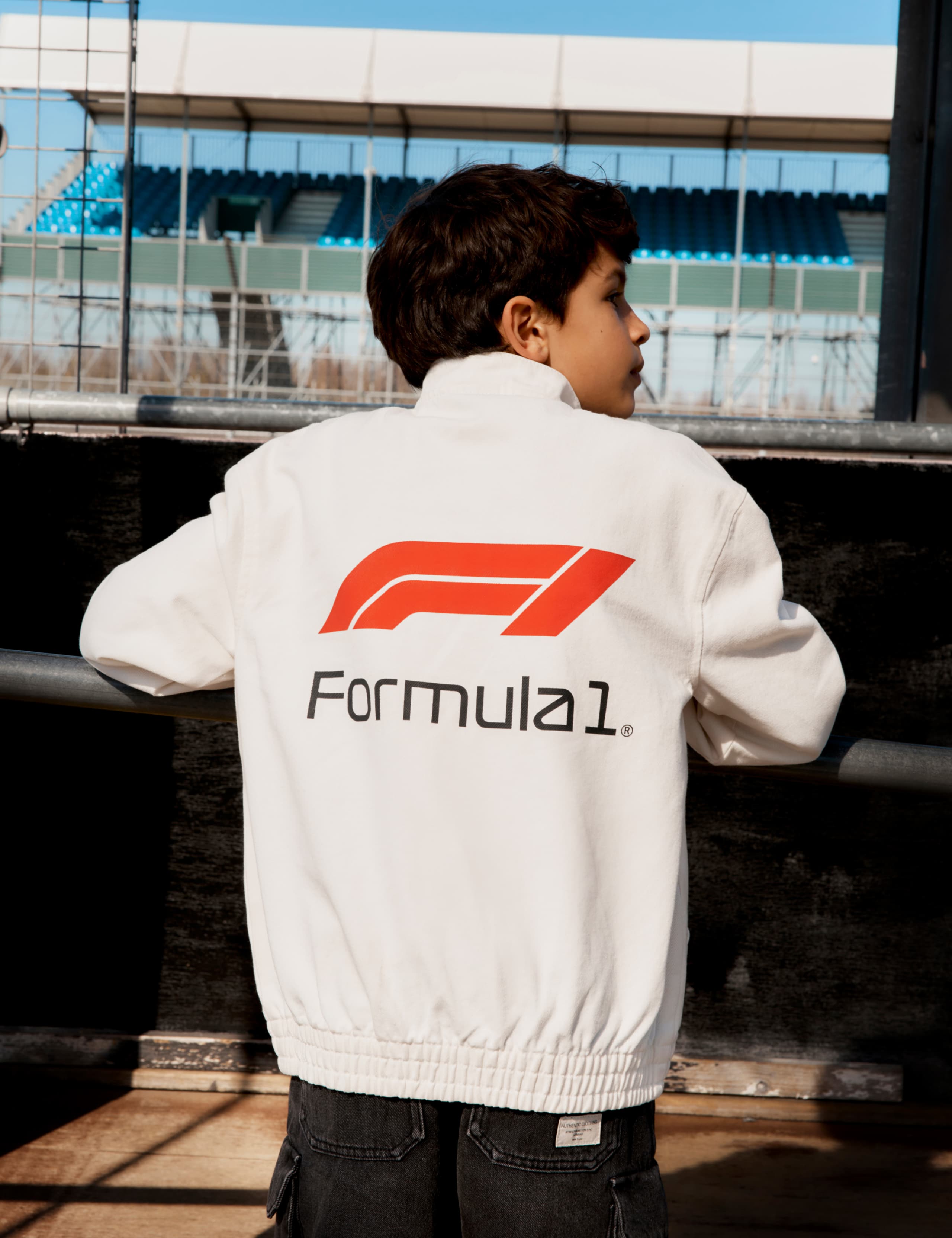 Formula 1® Jacket (6-16 Yrs) 3 of 6