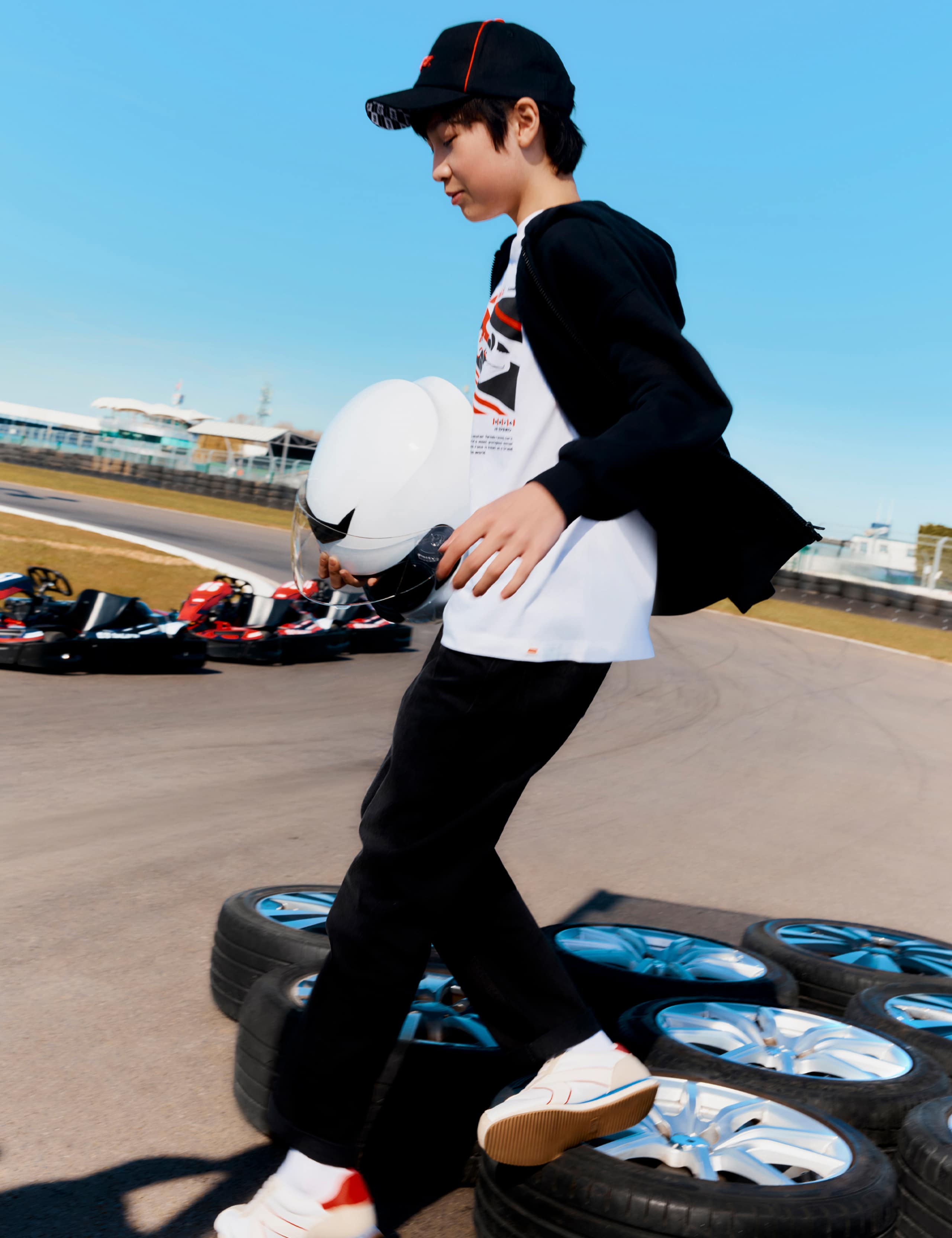 Formula 1® T-Shirt (6-16 Yrs) 3 of 4