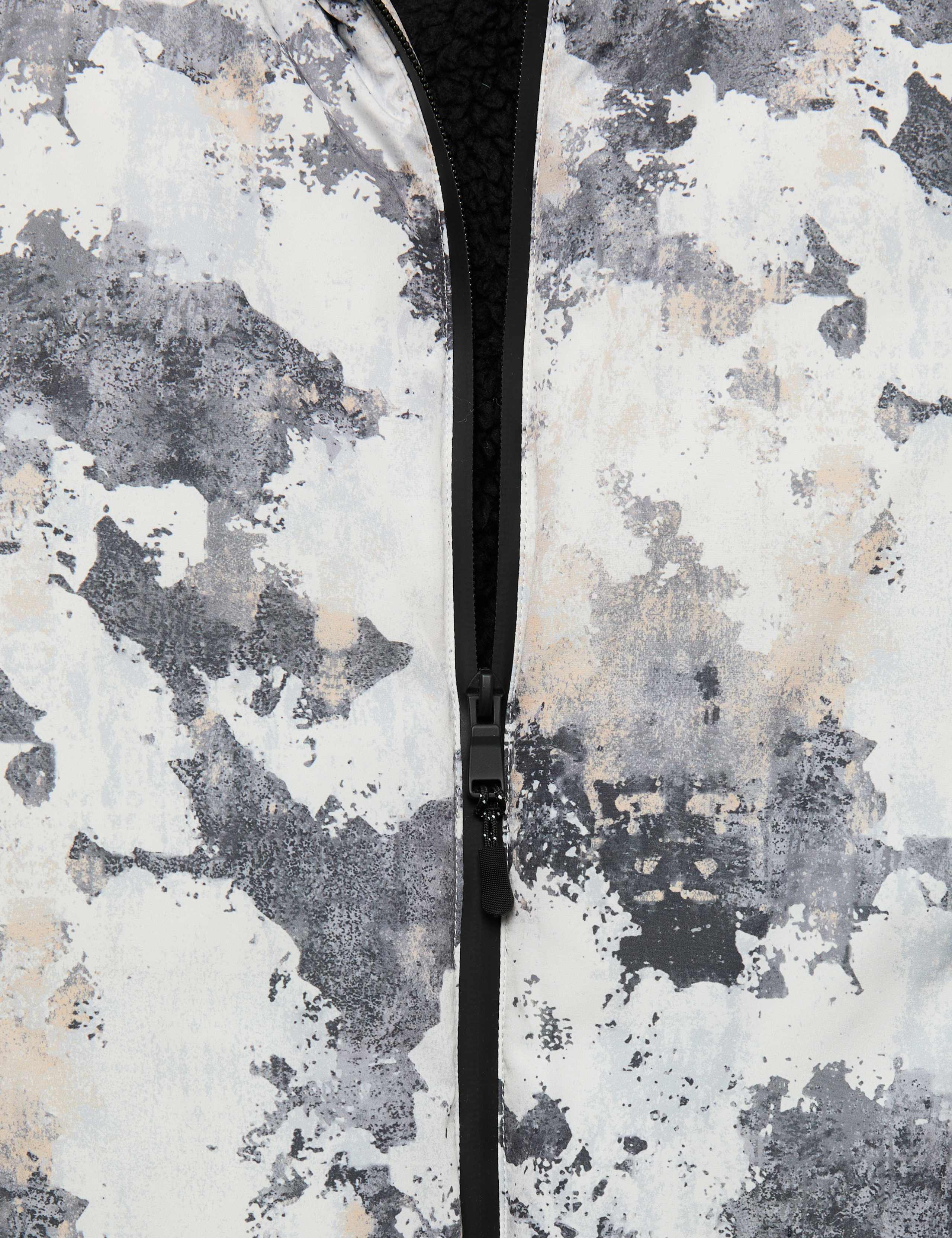 Stormwear Camouflage Padded Jacket 6 of 7
