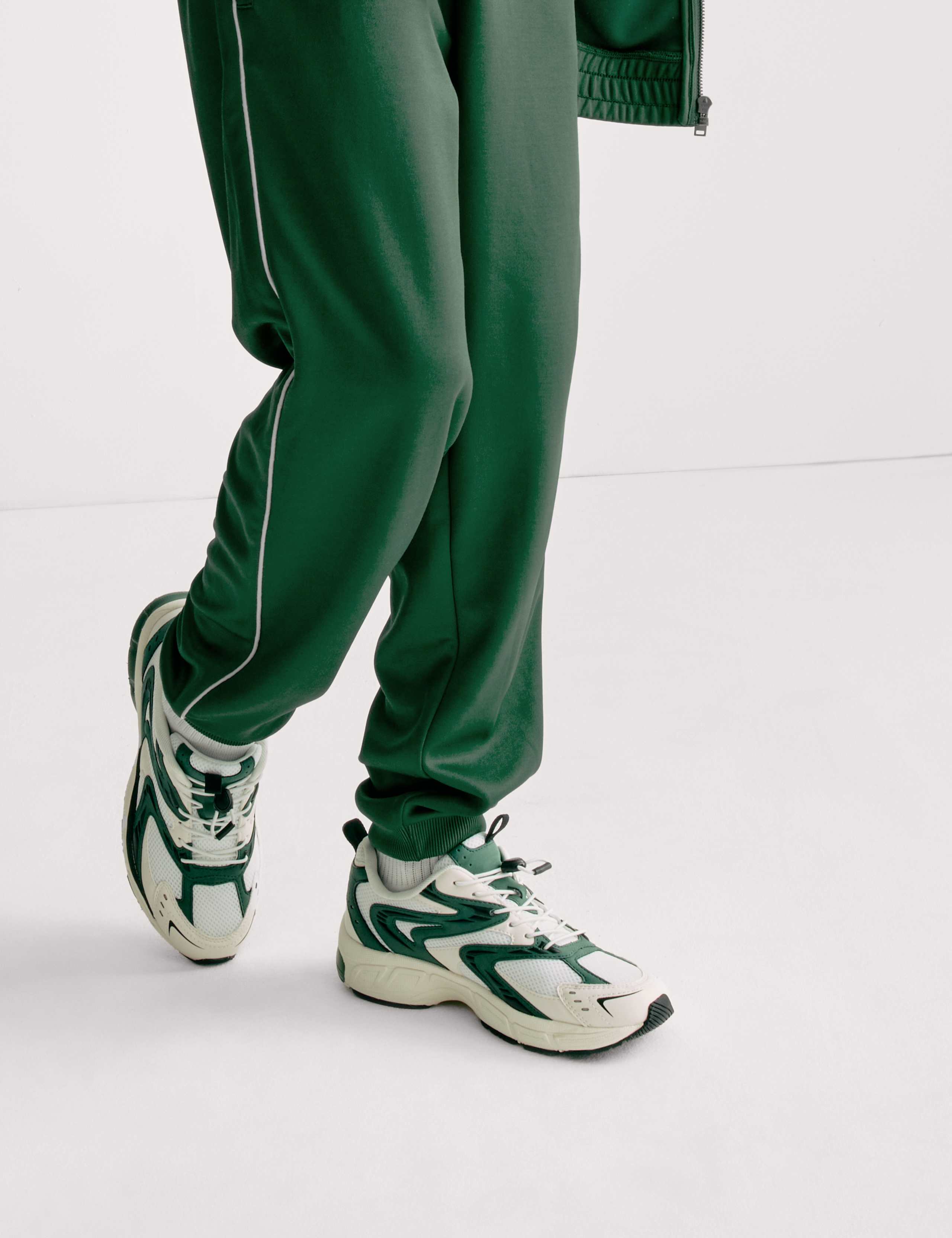 Tricot Joggers (6-16 Yrs) 5 of 5
