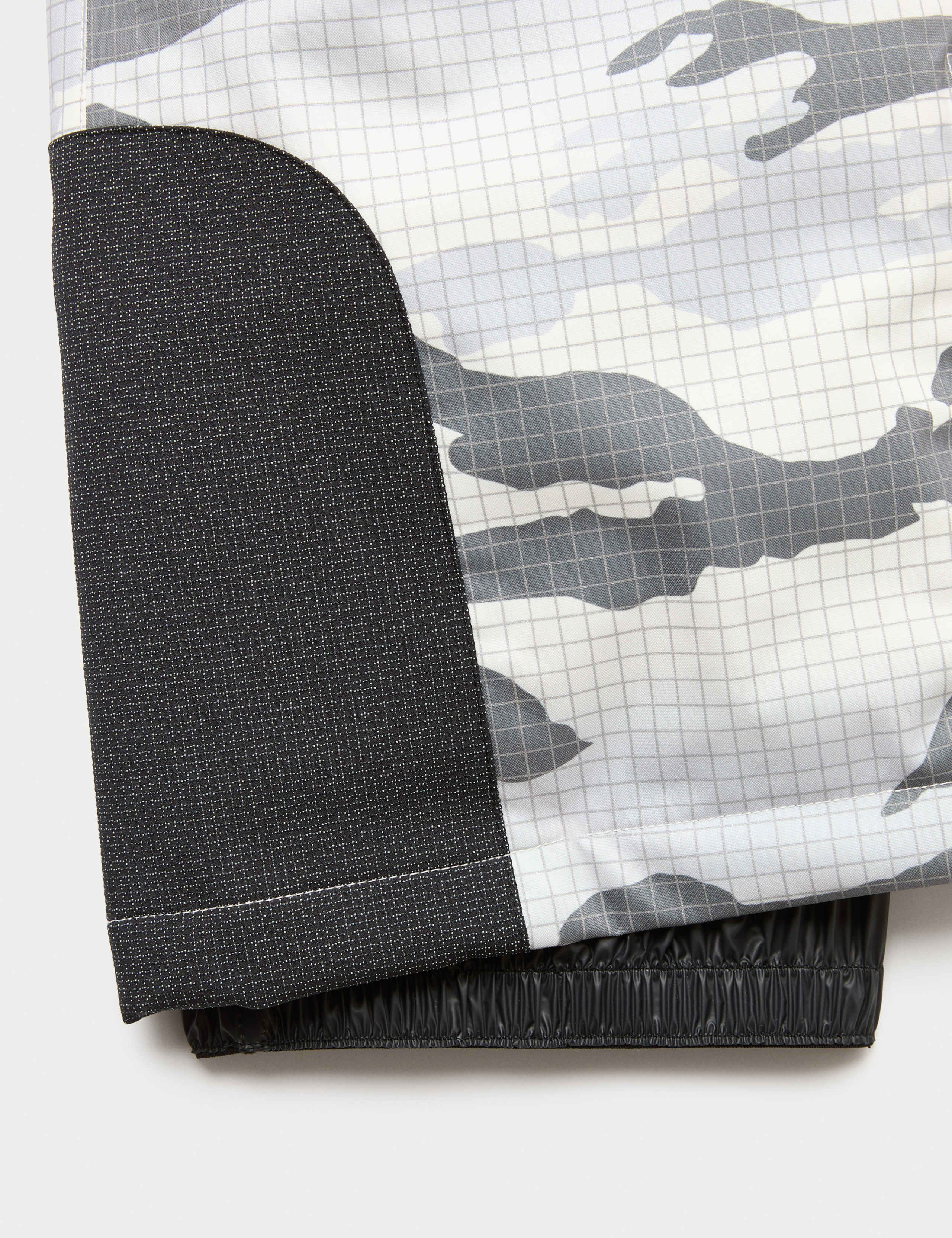 Stormwear™ Ultra Camo Ski Trousers (6-16 Yrs) 8 of 9