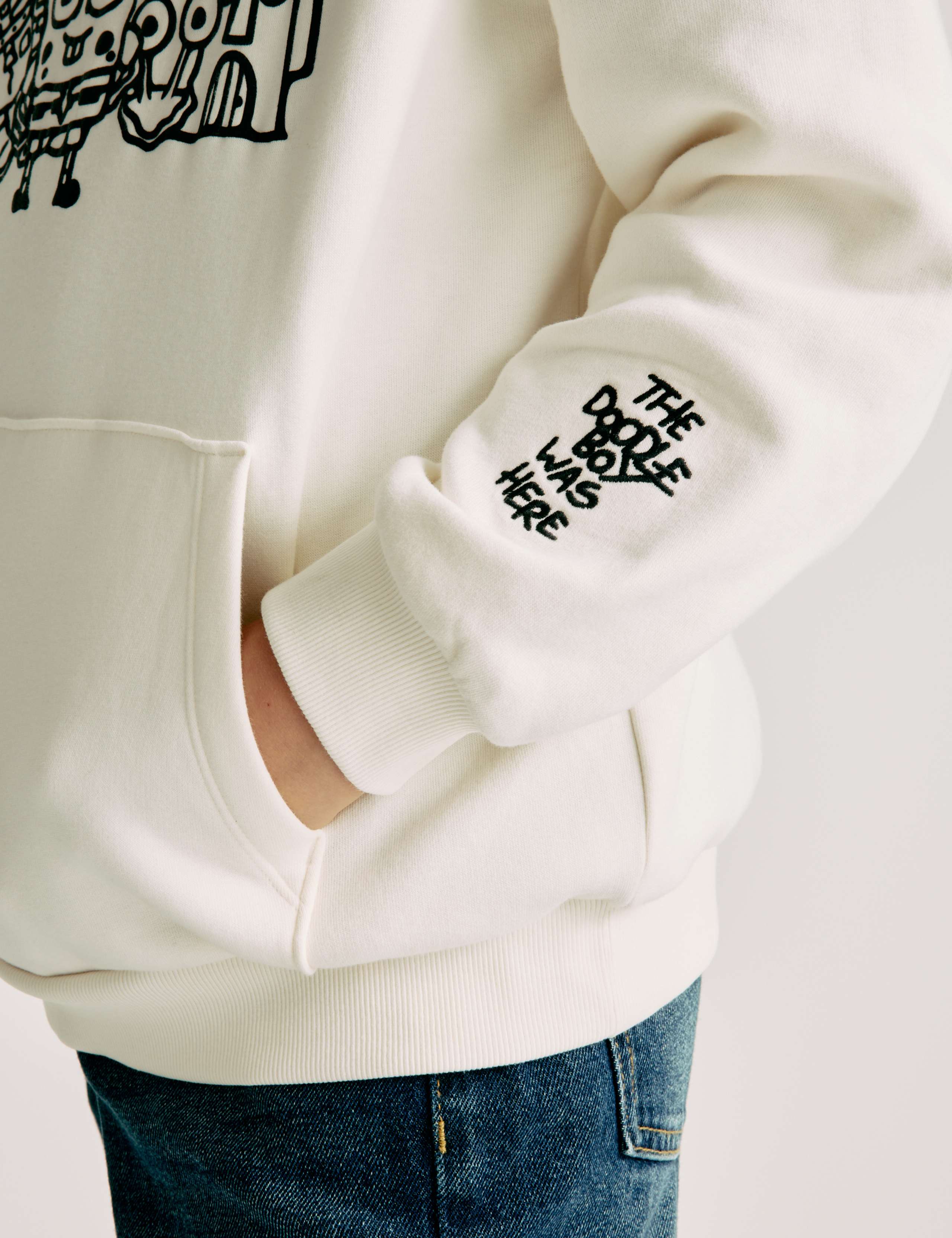 Doodle Boy™ x SpongeBob SquarePants™ Print Hoodie (4-16 Yrs) 5 of 8