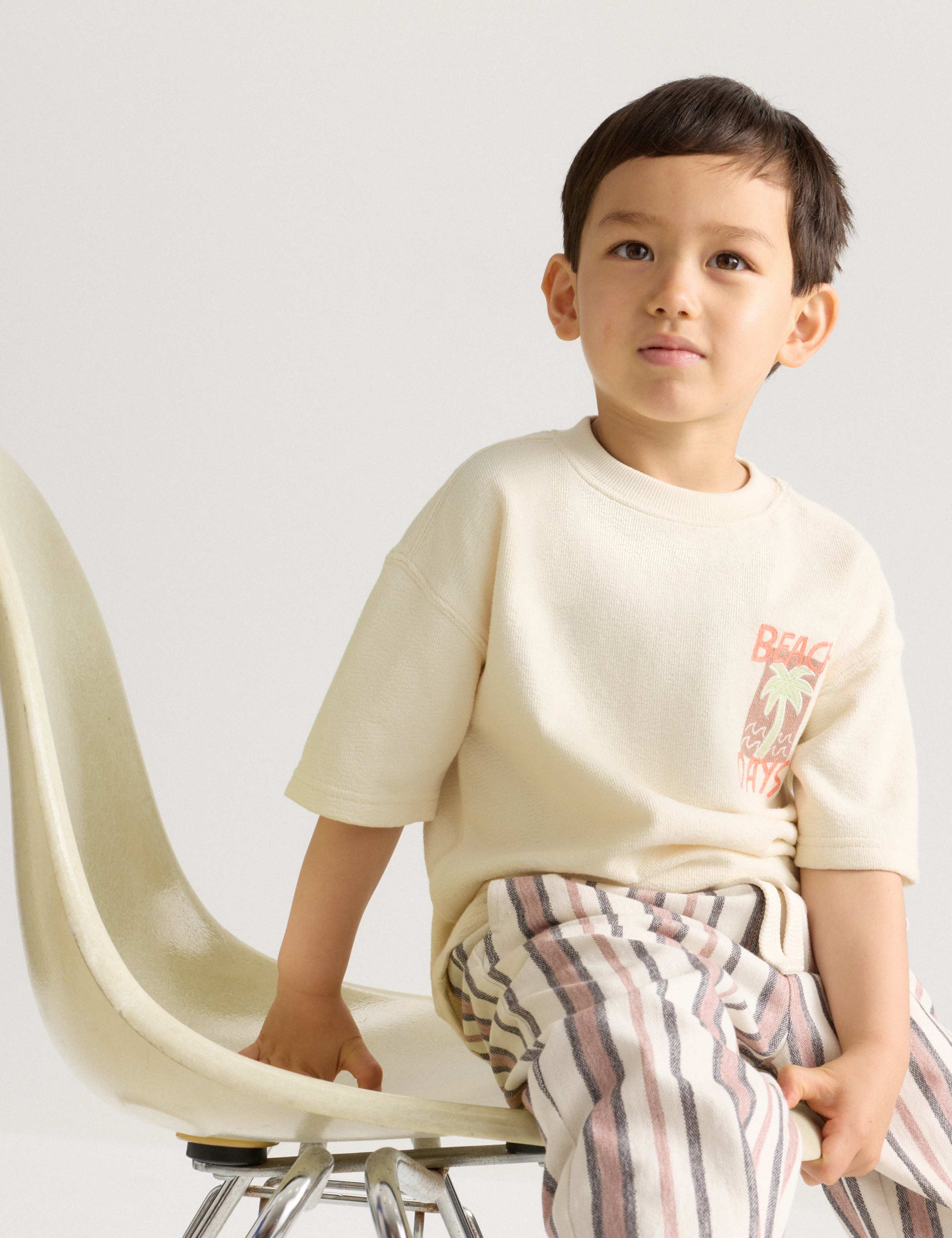 Pure Cotton Textured Graphic T-Shirt (2-8 Yrs) 3 of 10