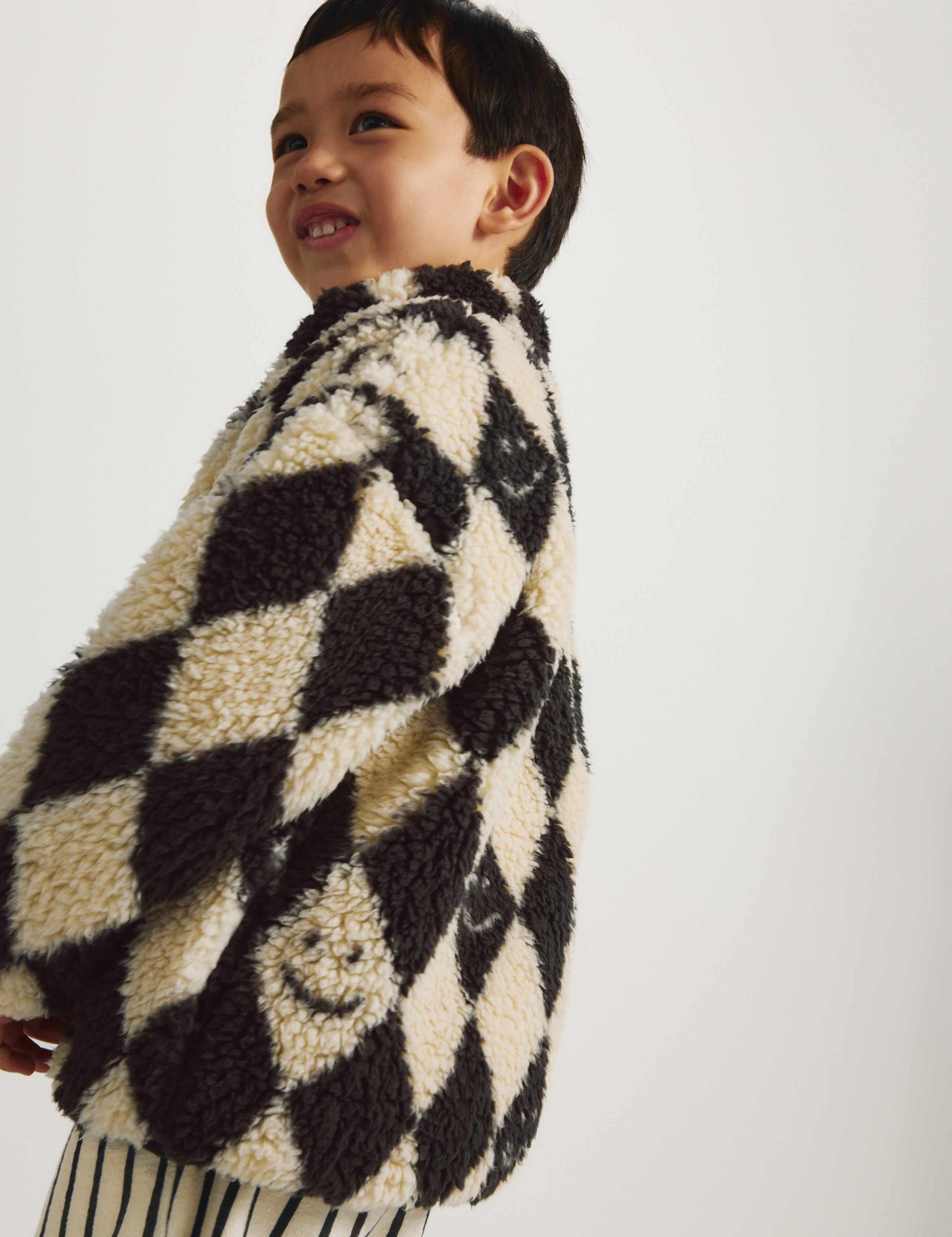 Harlequin Patterned Borg Jacket (2-8 Yrs) 4 of 7