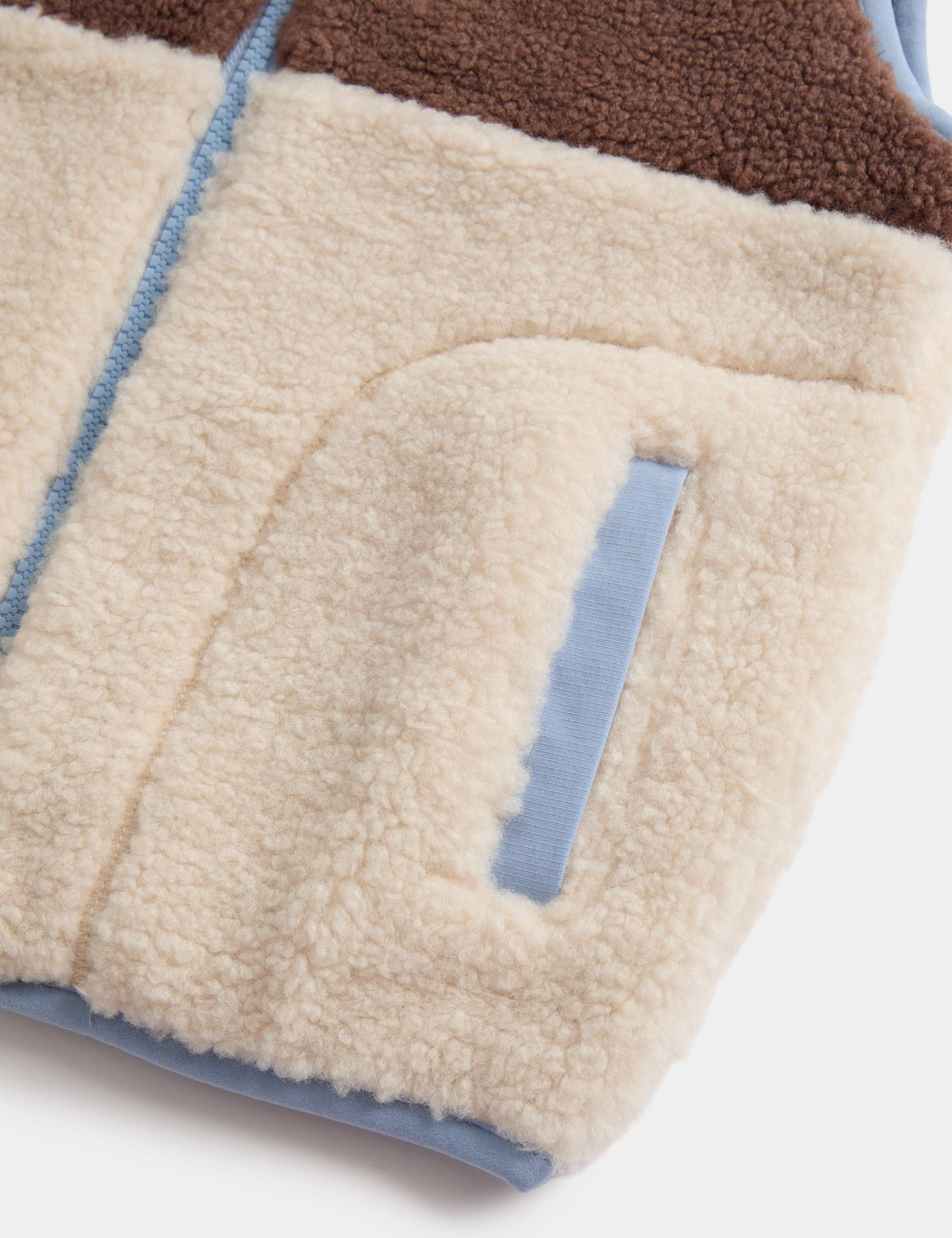Borg Colour Block Gilet (2-8 Yrs) 3 of 3