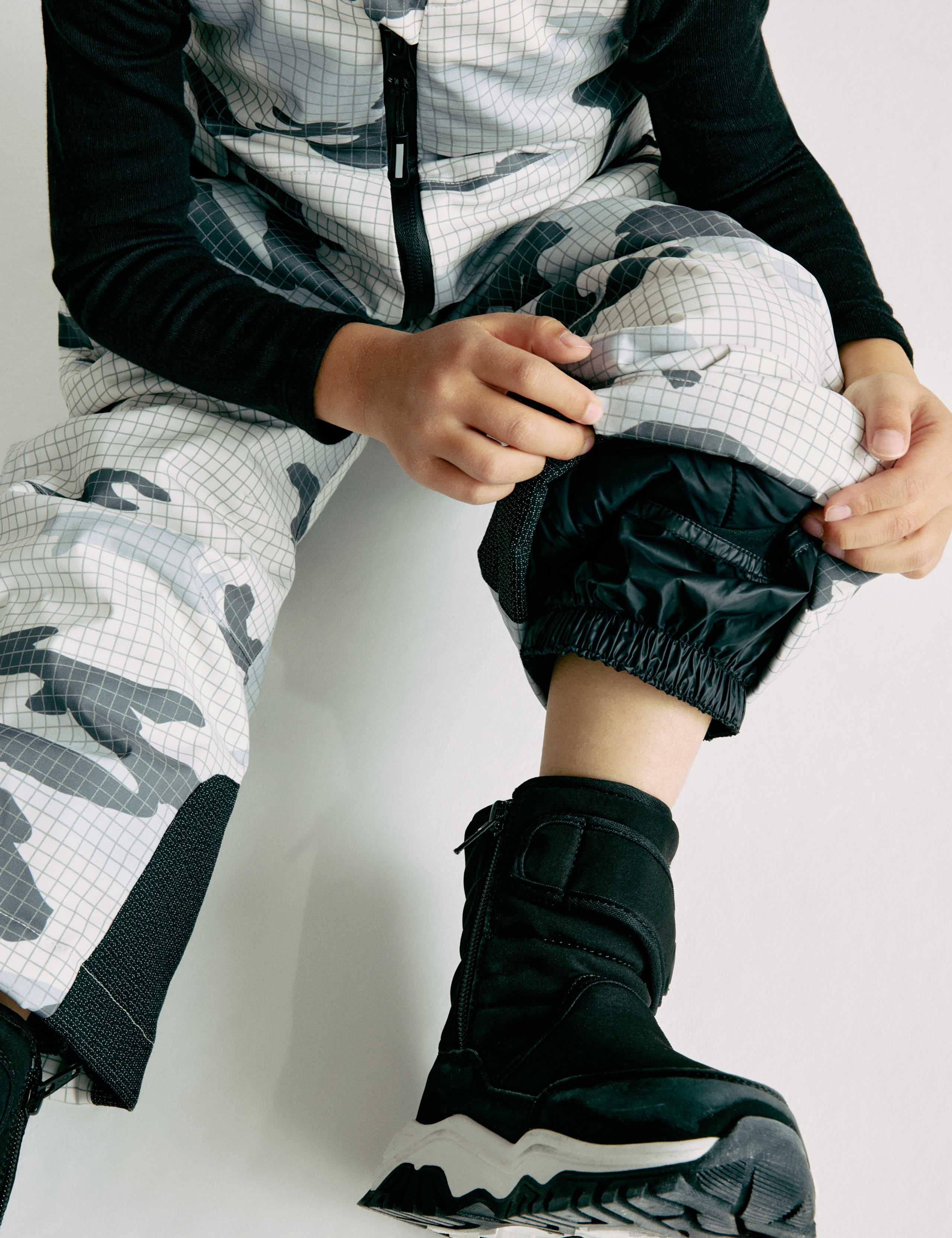 Stormwear™ Ultra Ski Sallopettes (2-10 Yrs) 7 of 9