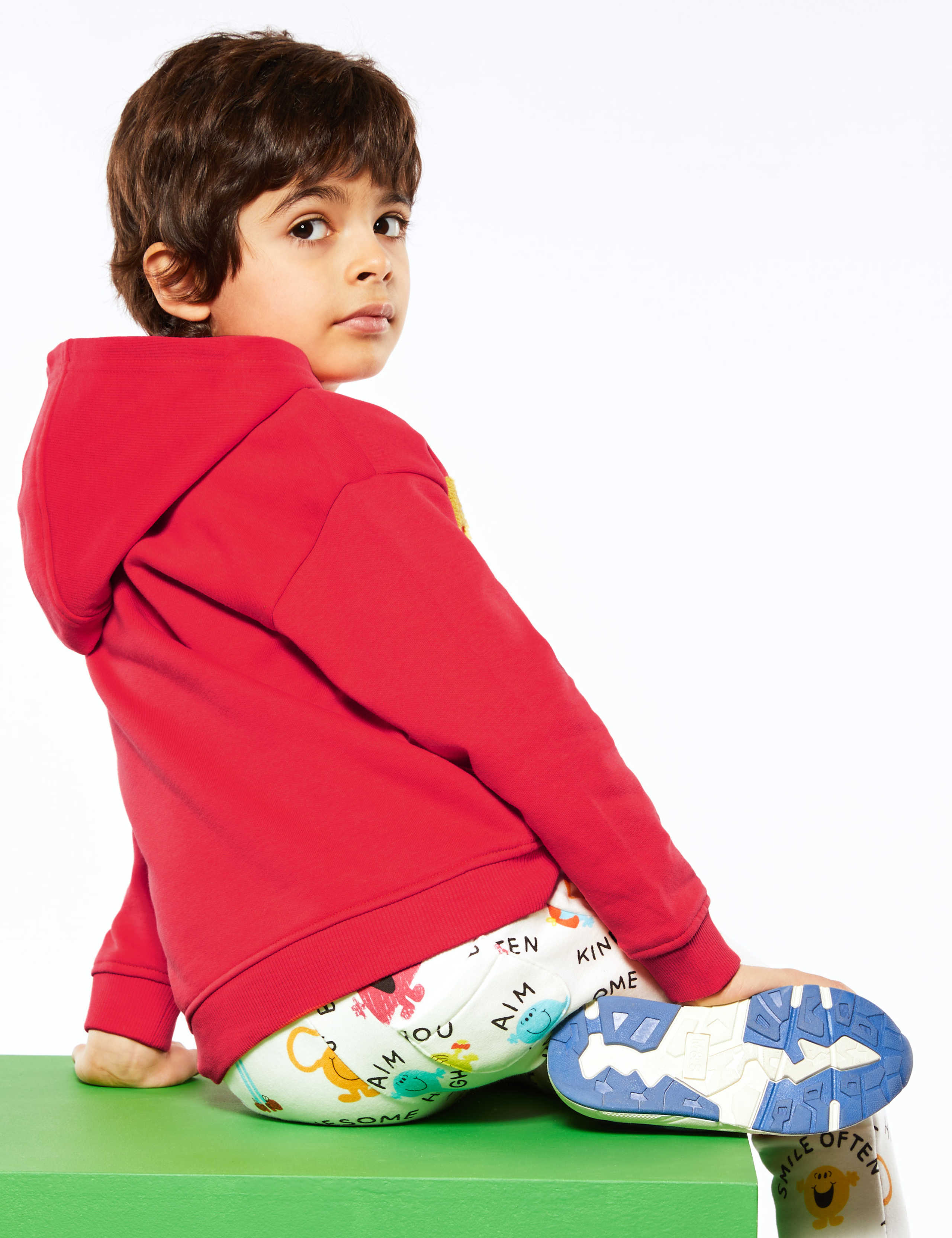 Cotton Mr Men™ Better Together Hoodie (2-7 Yrs) 5 of 6