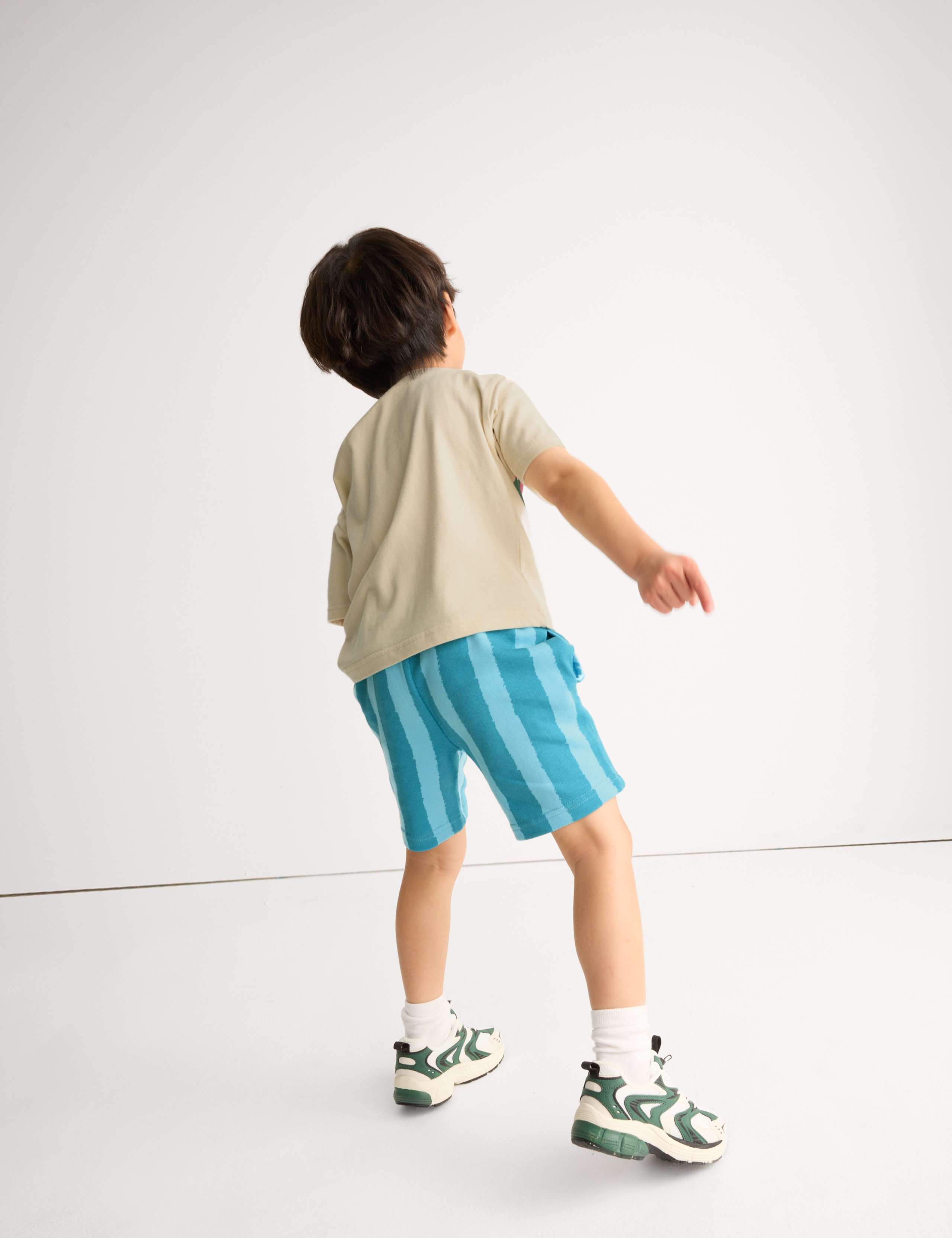 Pure Cotton Top And Bottom Outfit (2-8 Yrs) 5 of 5