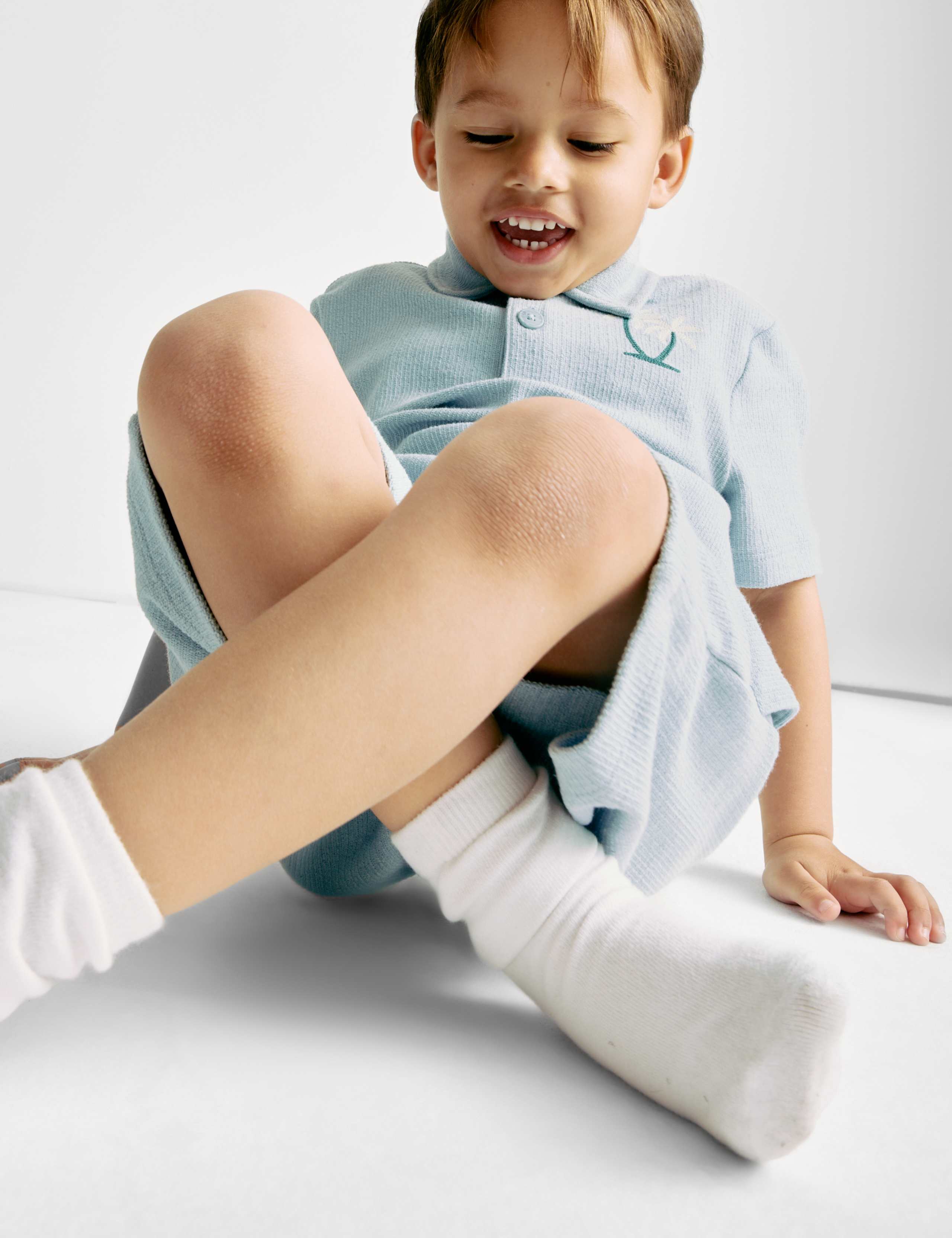 2pc Embroidered Palm Tree Outfit (2-8 Yrs) 5 of 6