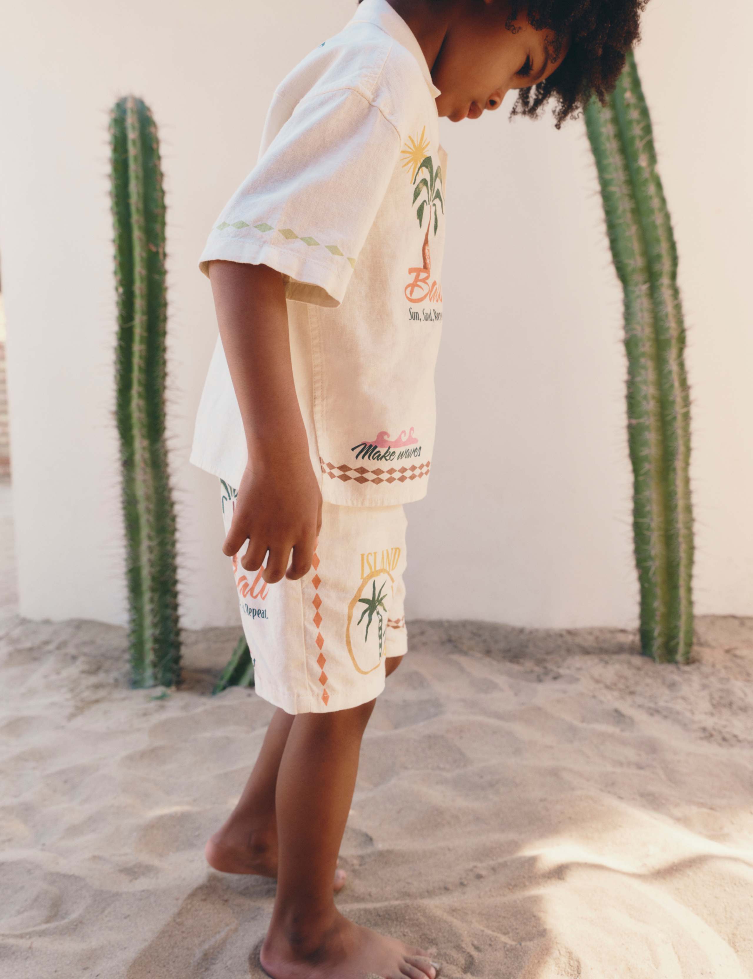 Linen Blend Island Print Shorts (2-8 Yrs) 4 of 4
