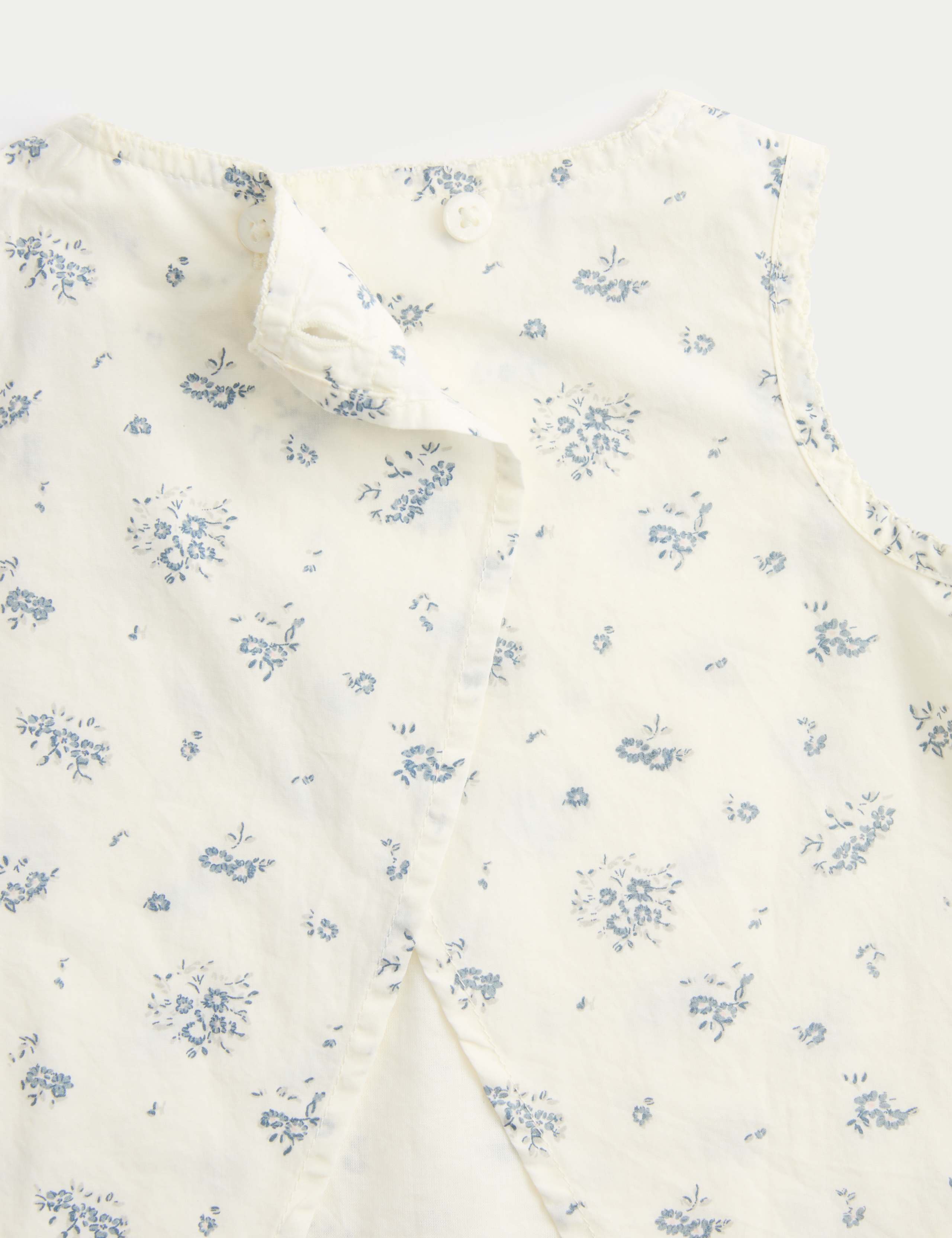 2 Piece Floral Outfit With Knickers (0-12 Mths) 2 of 3